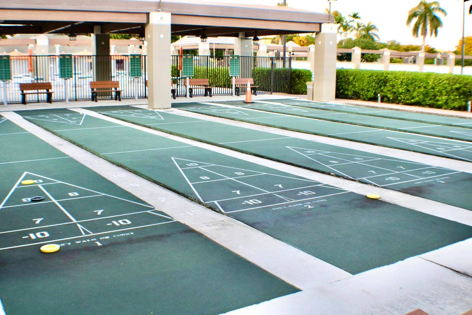 1901 Bermuda Circle, #D2, Coconut Creek, FL 33066 96 INSIDE FITNESS CENTER NEW EQUIPMENT A