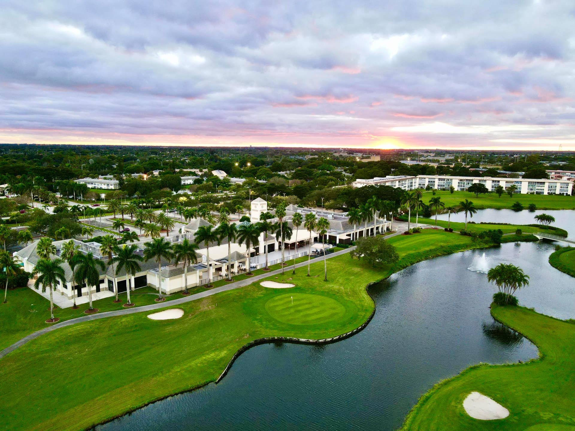 1901 Bermuda Circle, #D2, Coconut Creek, FL 33066 65 OUTSIDE BBQ AREA AT WYNMOOR COUNTRY C