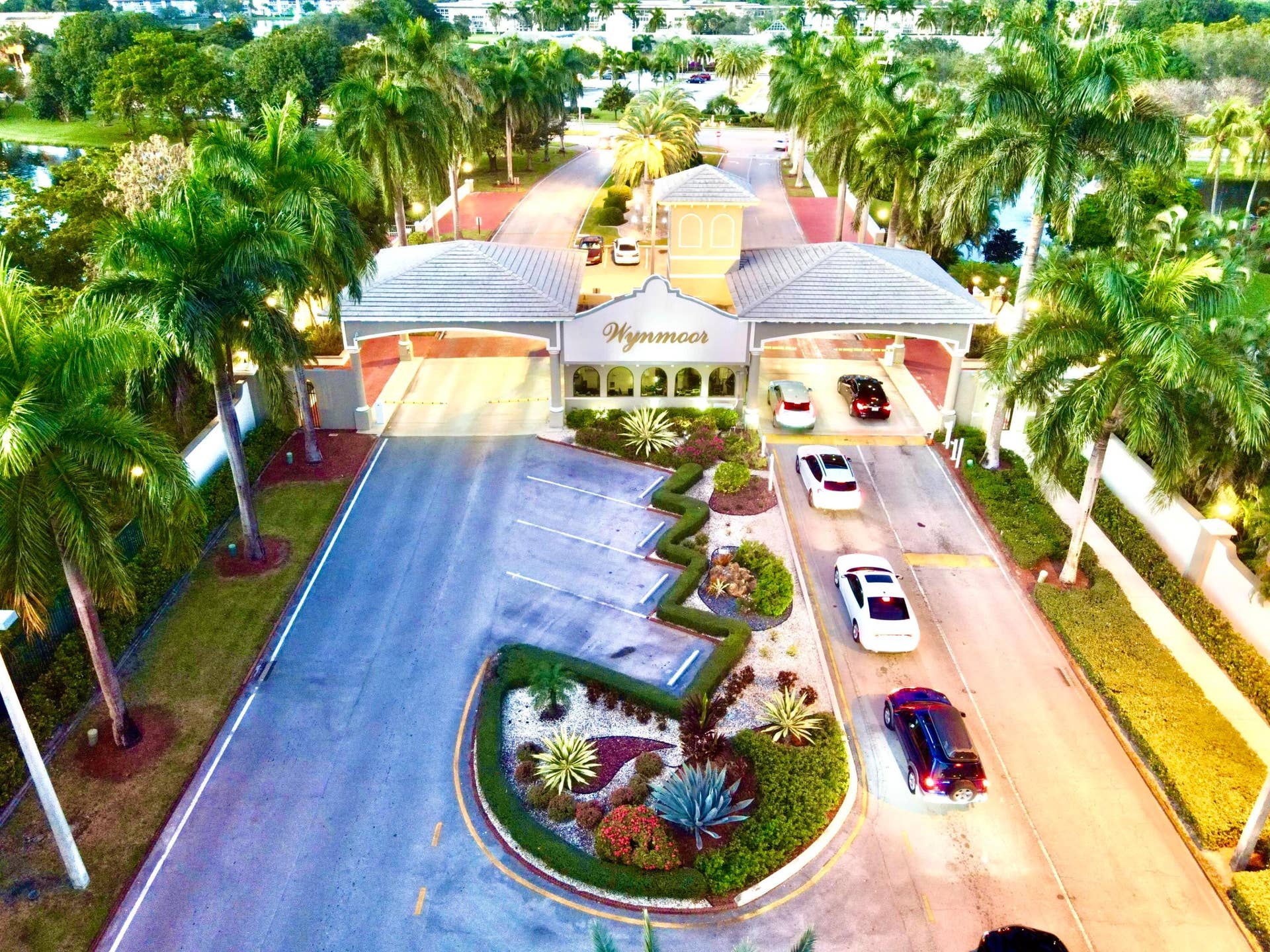 1901 Bermuda Circle, #D2, Coconut Creek, FL 33066 BERMUDA VILAGE NEW POOL!
