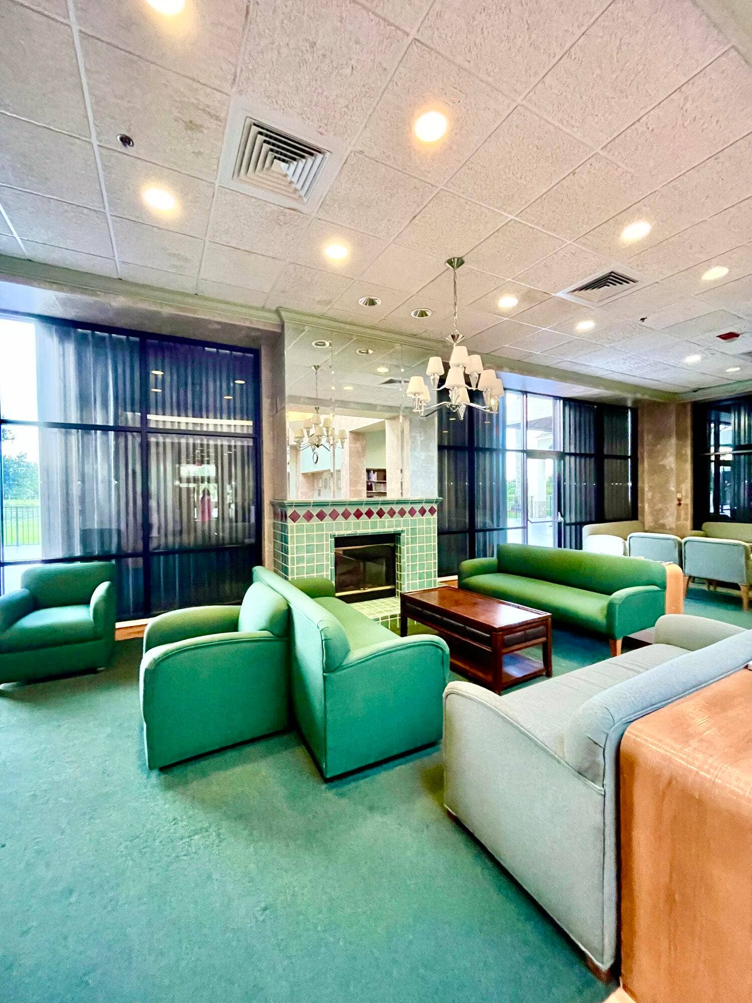 1901 Bermuda Circle, #D2, Coconut Creek, FL 33066 75 WYNMOOR COURTESY BUS AT CLUBHOUSE