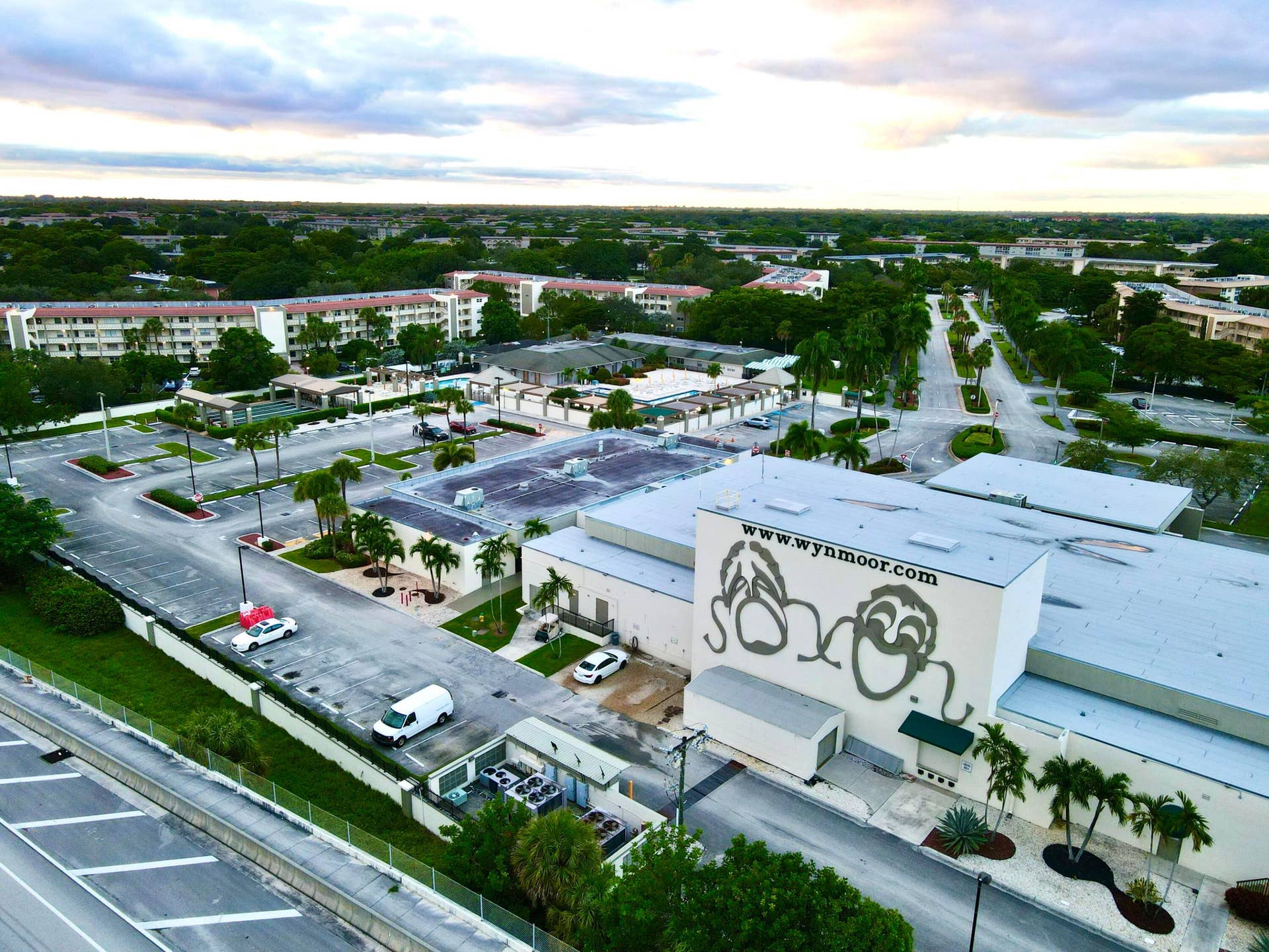 1901 Bermuda Circle, #D2, Coconut Creek, FL 33066 80 962 SEATS AVAILABLE AT WYNMOOR THEATE