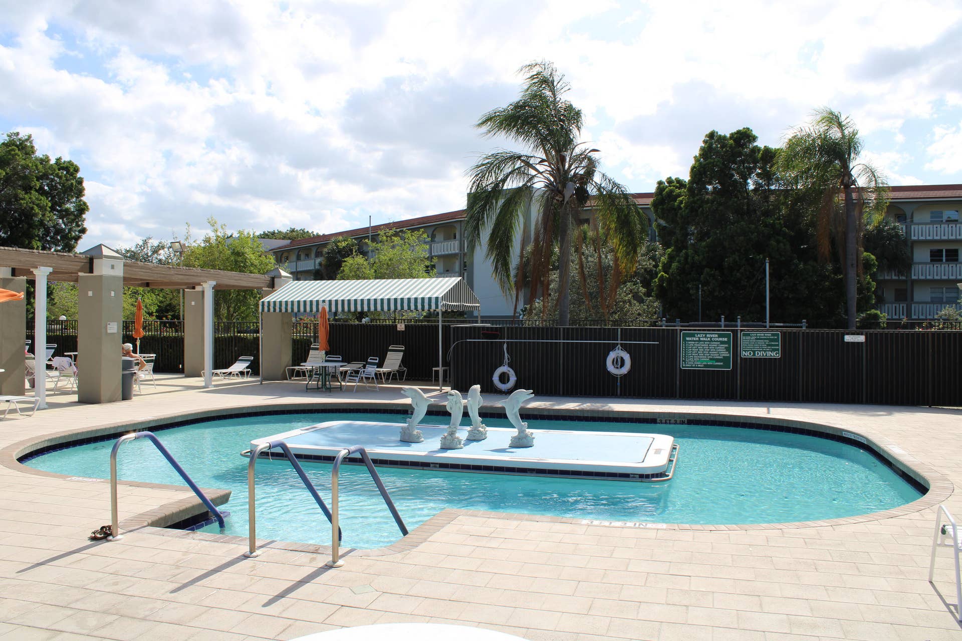 1901 Bermuda Circle, #D2, Coconut Creek, FL 33066 91 WYNMOOR SHUFFLEBOARD COURTS AT MAIN P