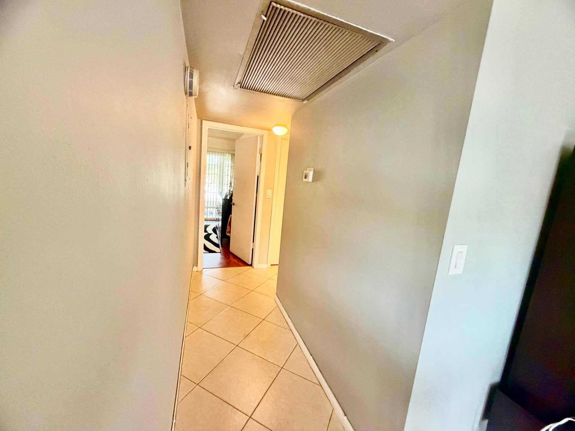 1901 Bermuda Circle, #D2, Coconut Creek, FL 33066 IMG_9055