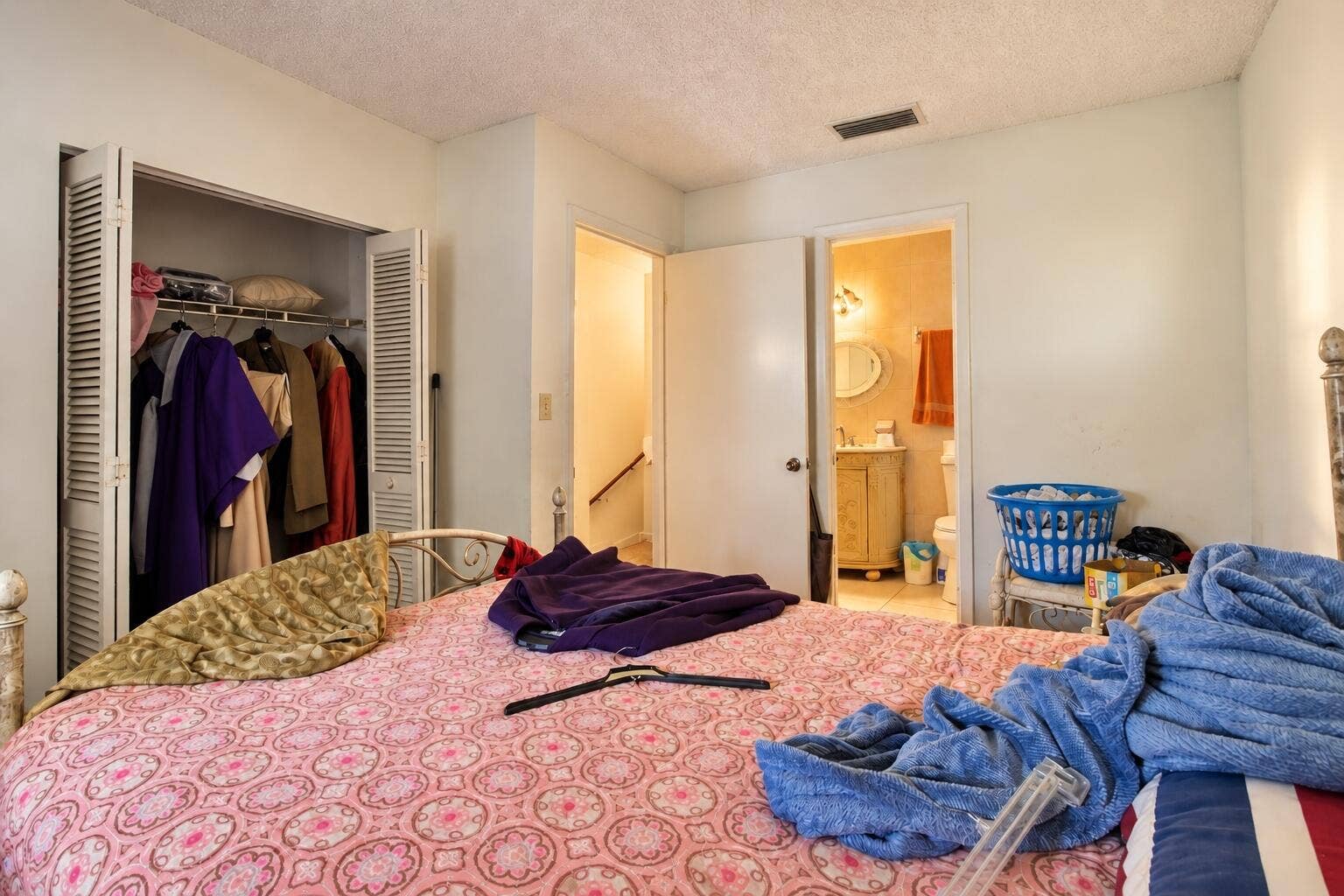 13946 NE 4TH AVE C B Avenue, #CB, Miami, FL 33161 13946NE4av-14