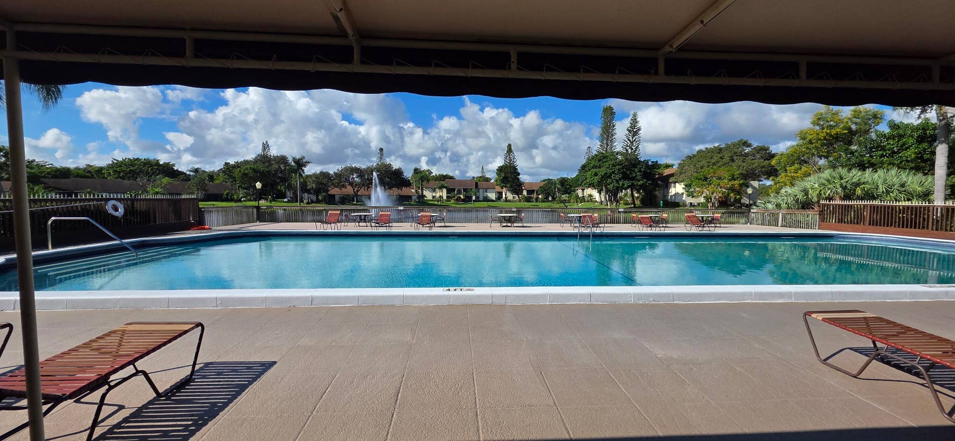 4928 SABLE PINE Circle, #D, West Palm Beach, FL 33417 922D 38