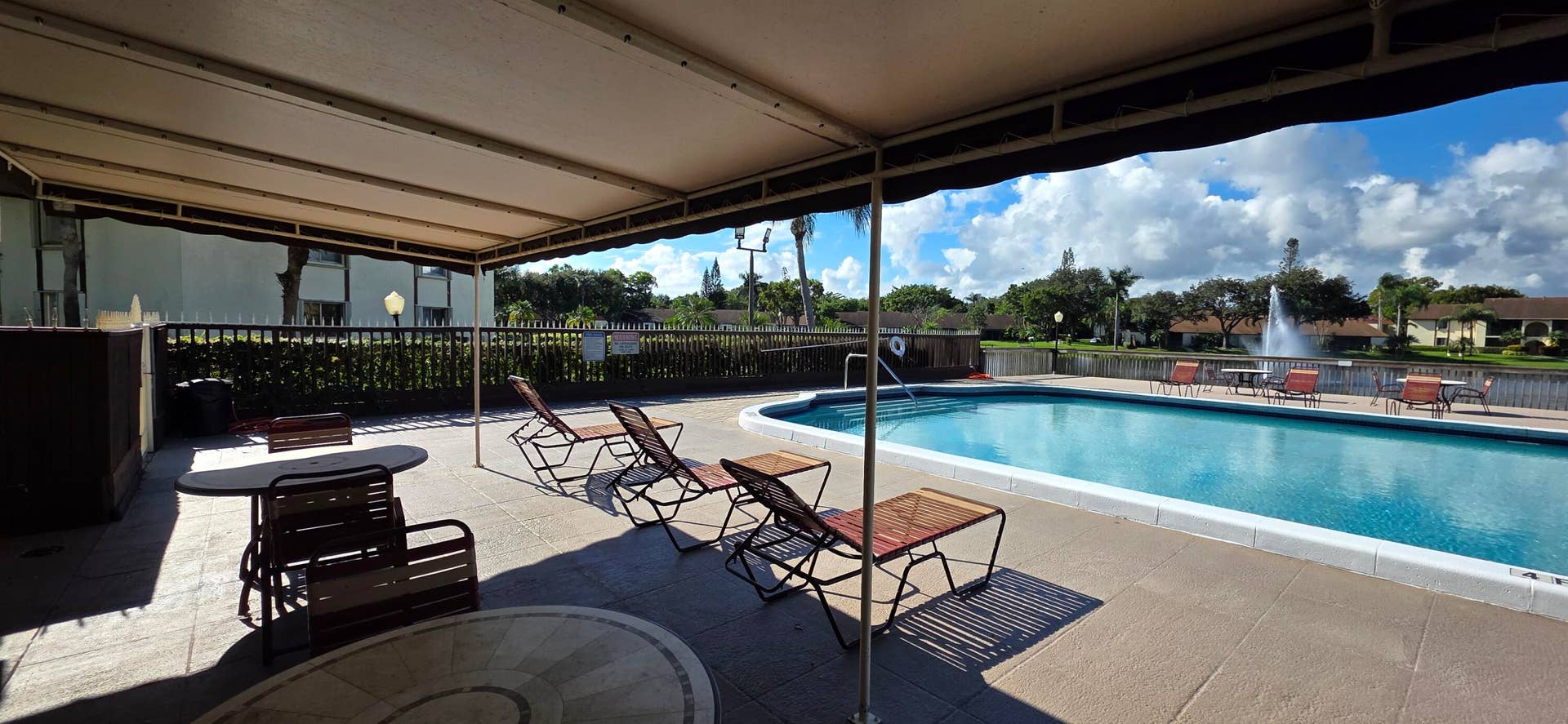 4928 SABLE PINE Circle, #D, West Palm Beach, FL 33417 922D 39