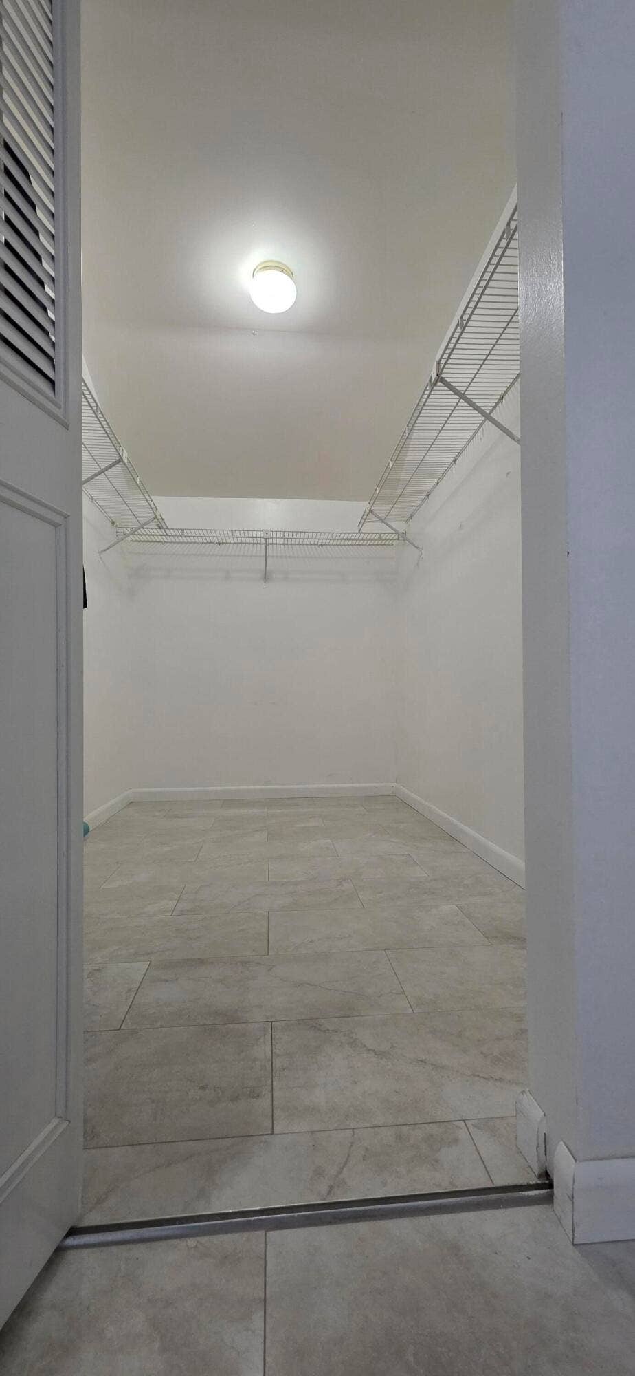 4928 SABLE PINE Circle, #D, West Palm Beach, FL 33417 922D 28