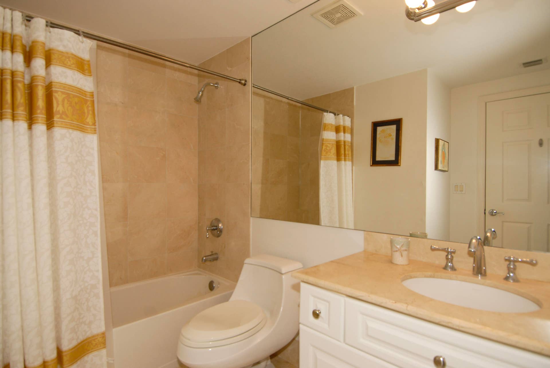 3200 N OCEAN Boulevard, #406, Fort Lauderdale, FL 33308 3-_0000241