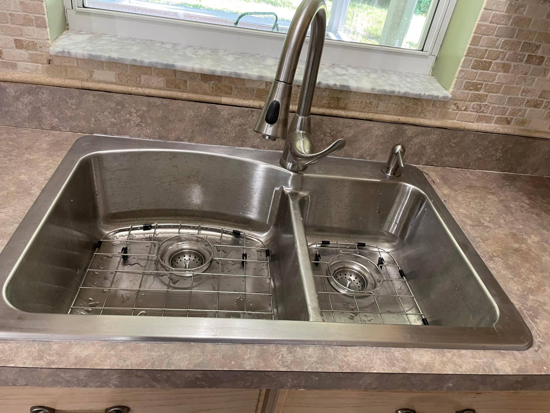 2616 Newport Drive, Fort Pierce, FL 34982 kitchen sink