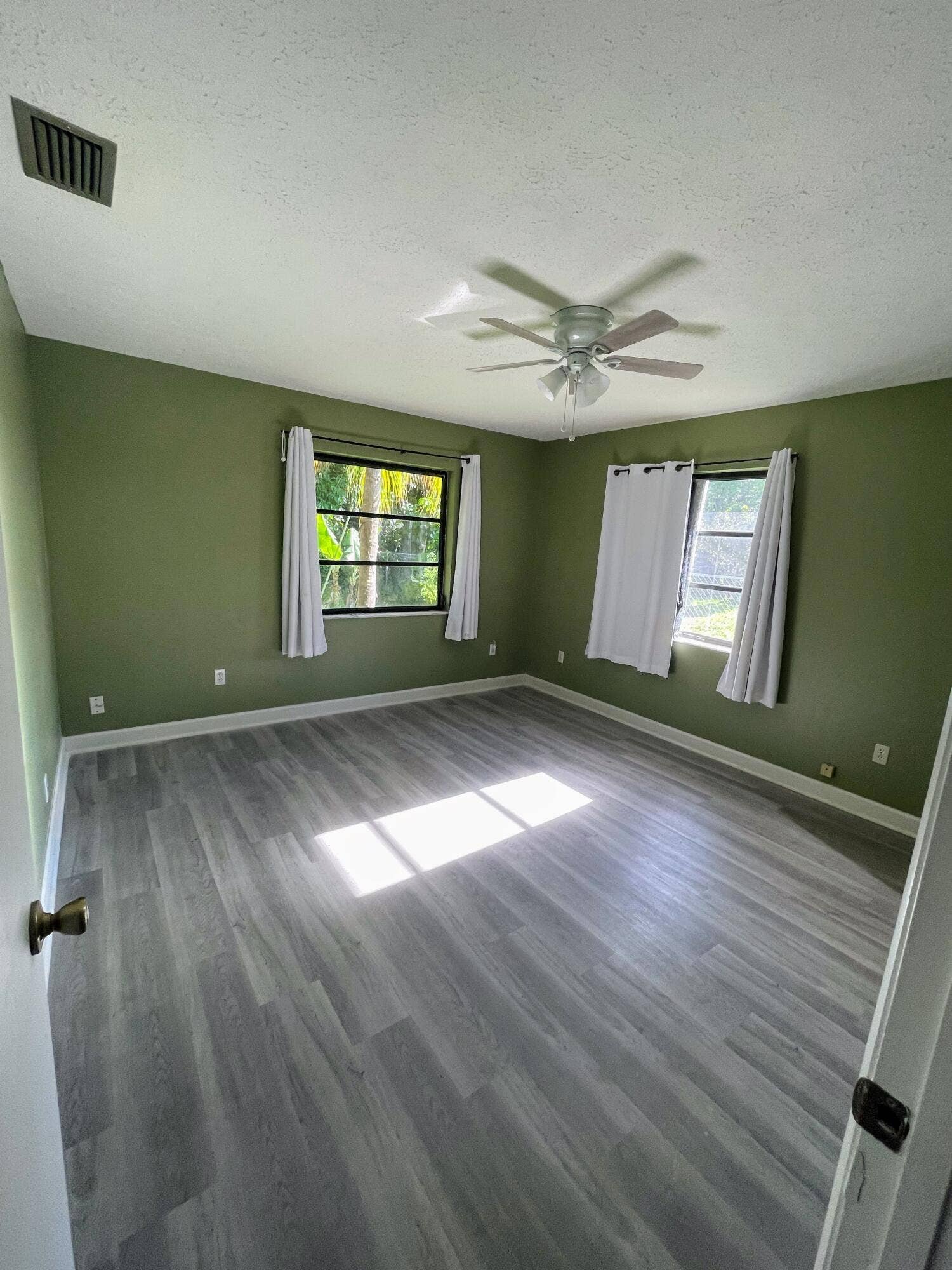 2616 Newport Drive, Fort Pierce, FL 34982 bedroom