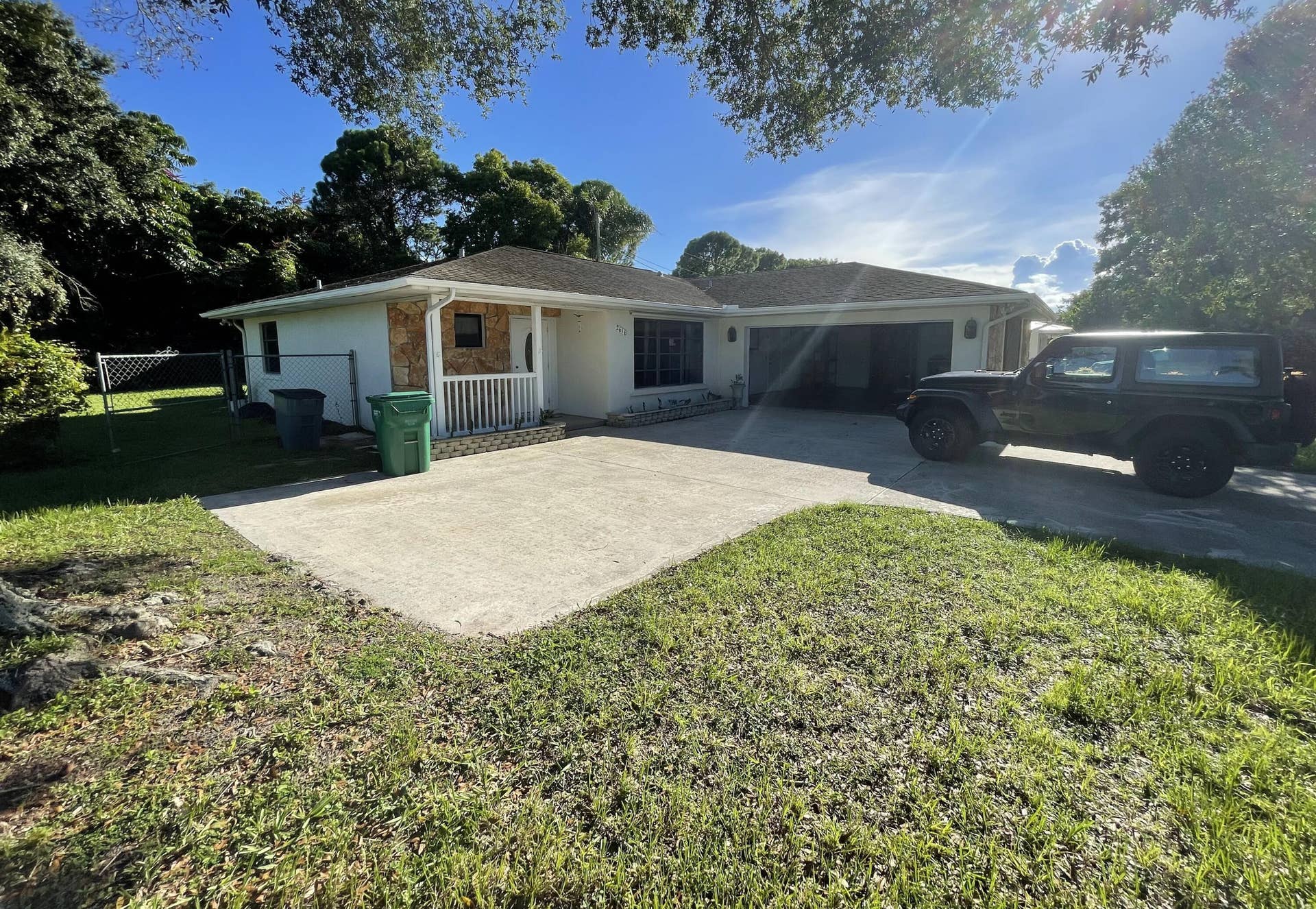 2616 Newport Drive, Fort Pierce, FL 34982 front