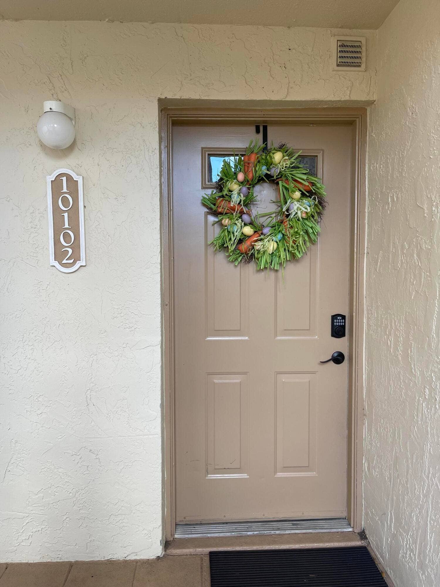 10102 Glenmoor Drive, West Palm Beach, FL 33409 Entry