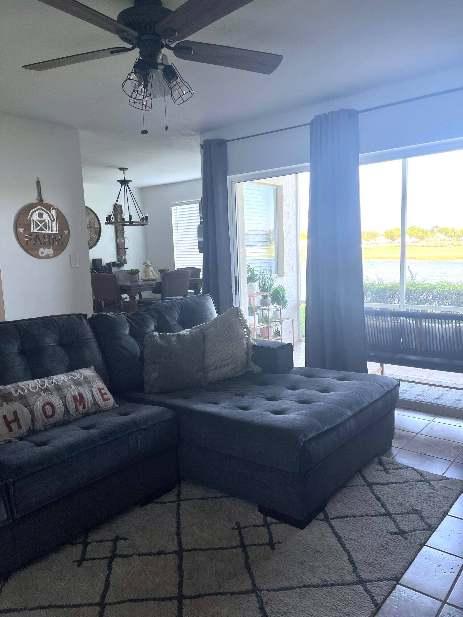 10102 Glenmoor Drive, West Palm Beach, FL 33409 Living Room
