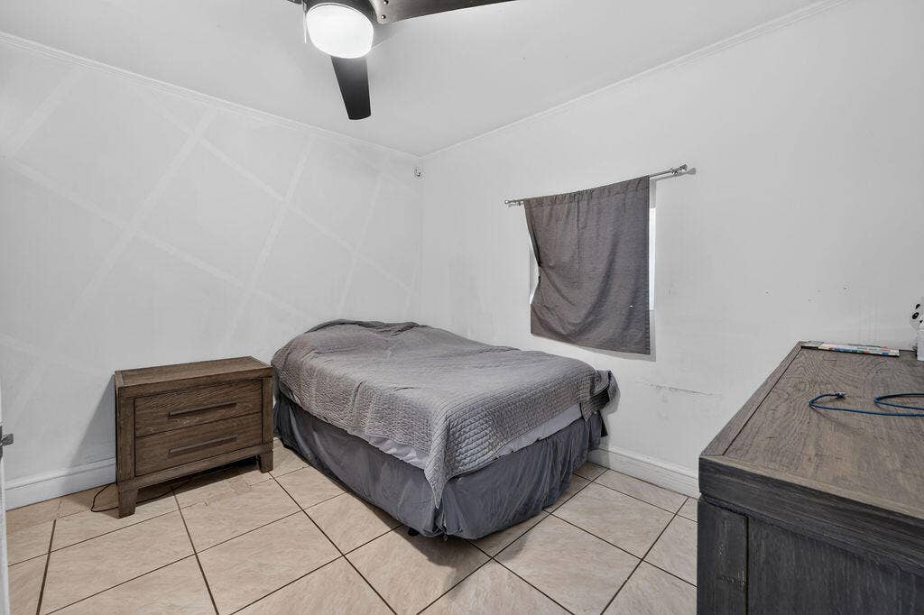 223 N F Street, Lake Worth Beach, FL 33460 223NFstreetlakeworth-041