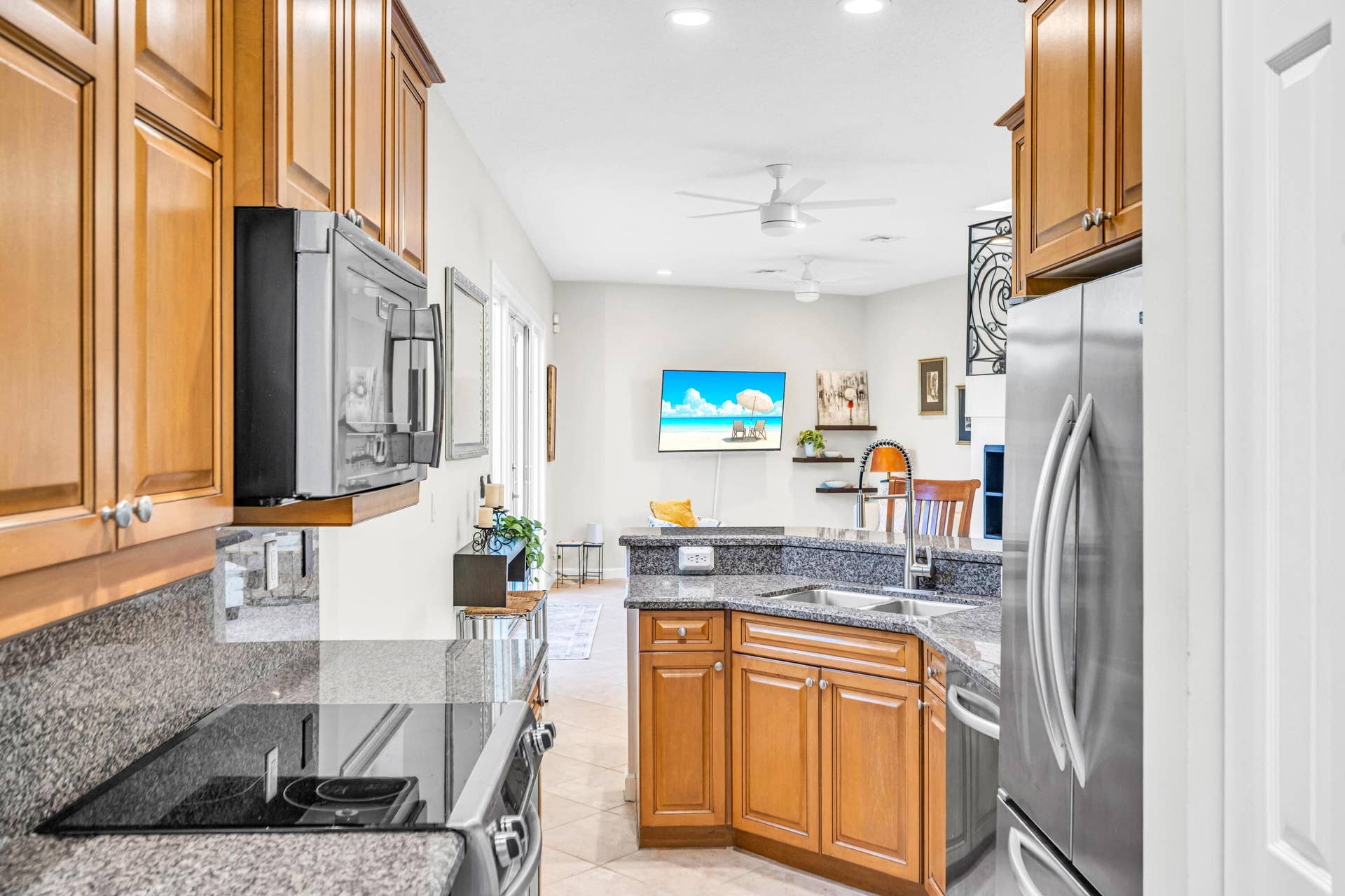 1627 E BROWARD Boulevard, Fort Lauderdale, FL 33301 1627 E BROWARD BLVD-23