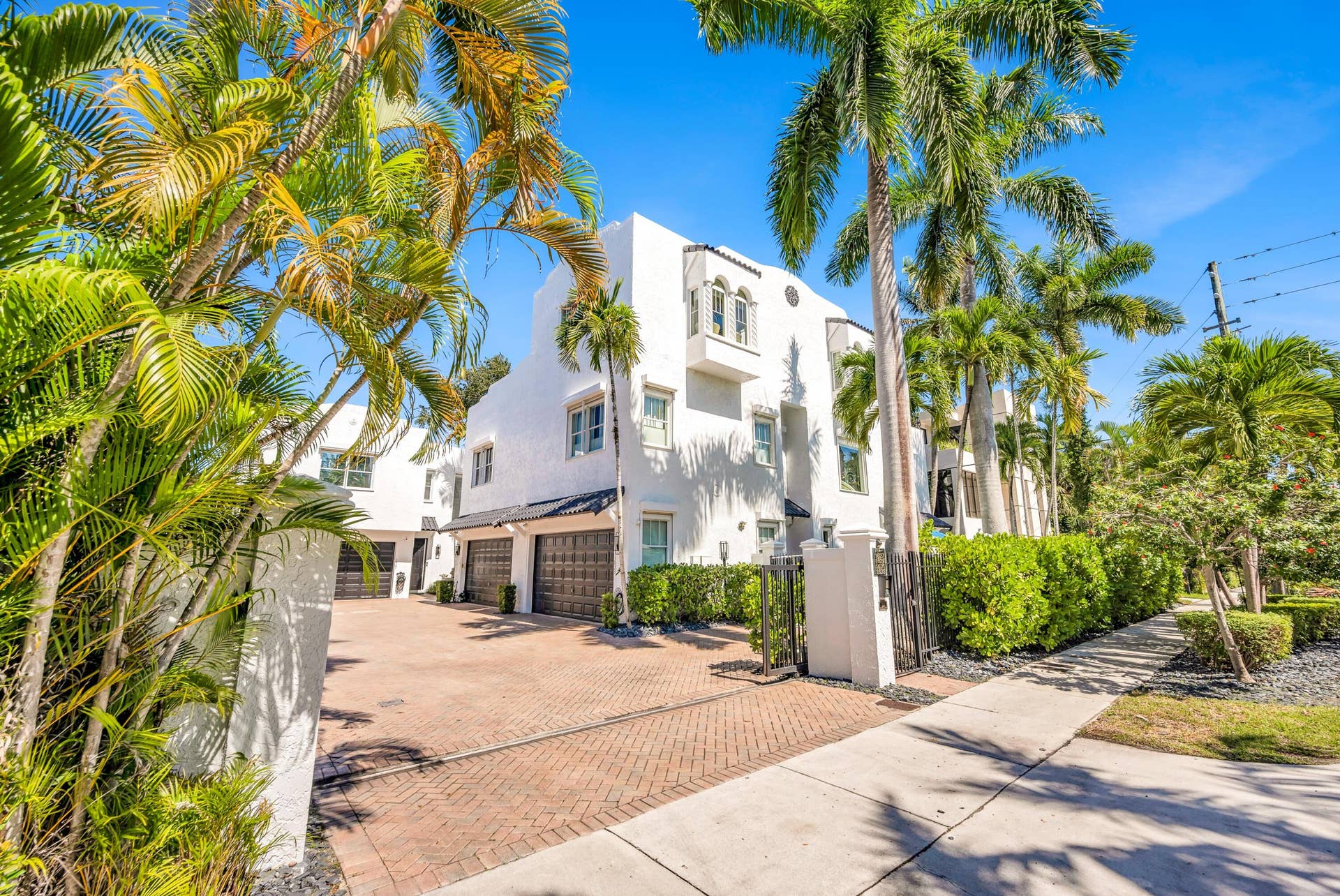 1627 E BROWARD Boulevard, Fort Lauderdale, FL 33301 1627 E BROWARD BLVD-4