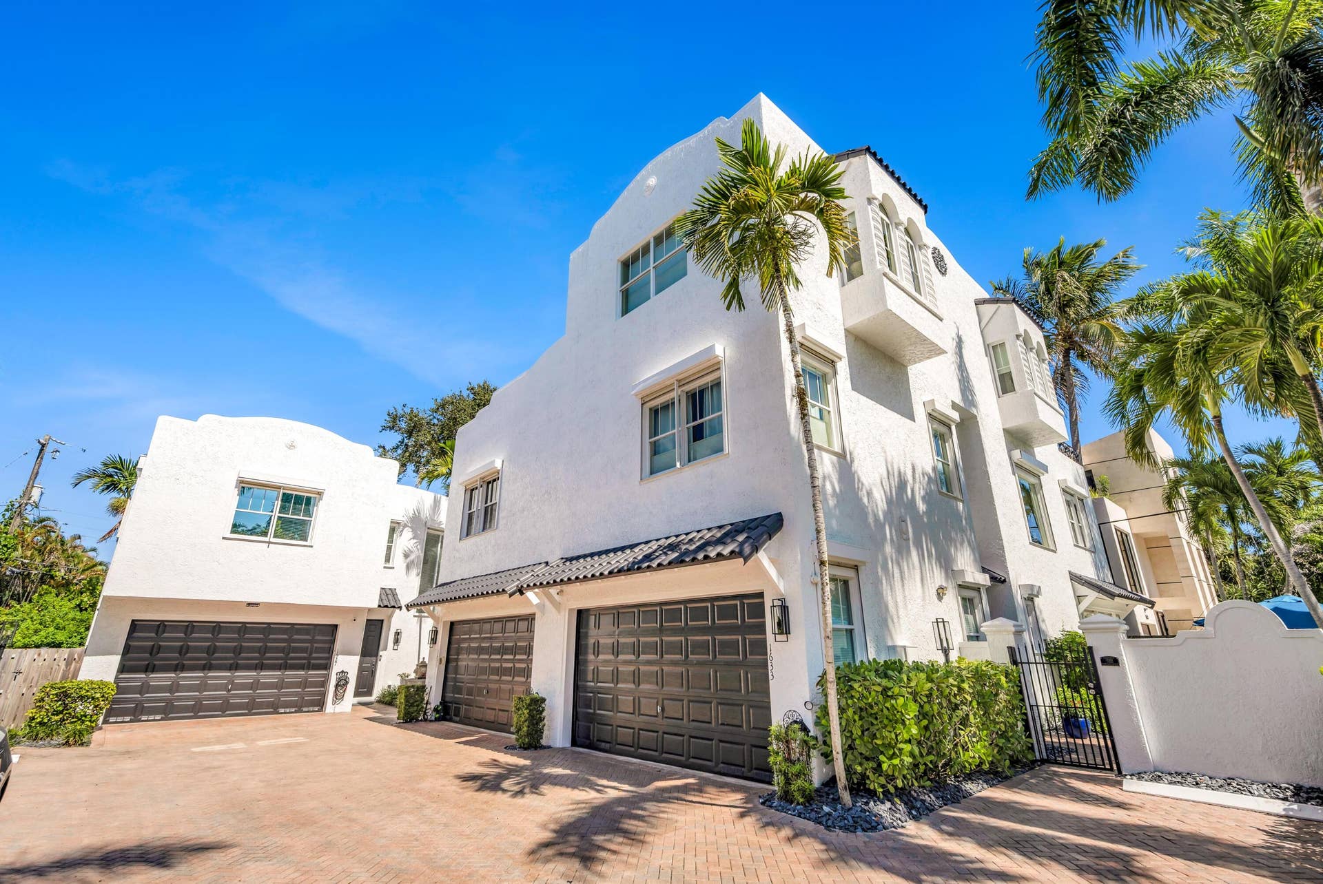 1627 E BROWARD Boulevard, Fort Lauderdale, FL 33301 1627 E BROWARD BLVD-2