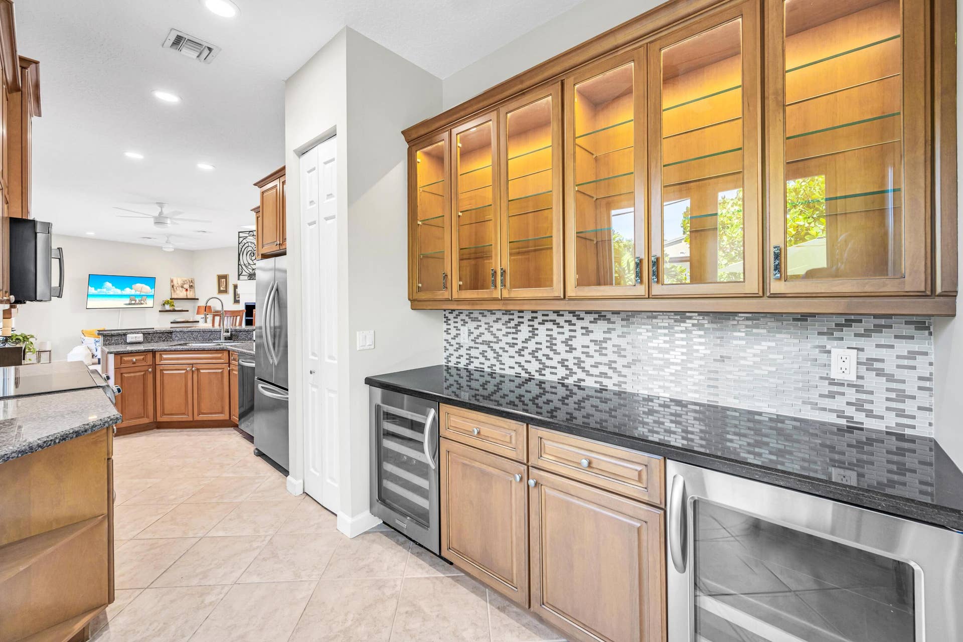 1627 E BROWARD Boulevard, Fort Lauderdale, FL 33301 1627 E BROWARD BLVD-26