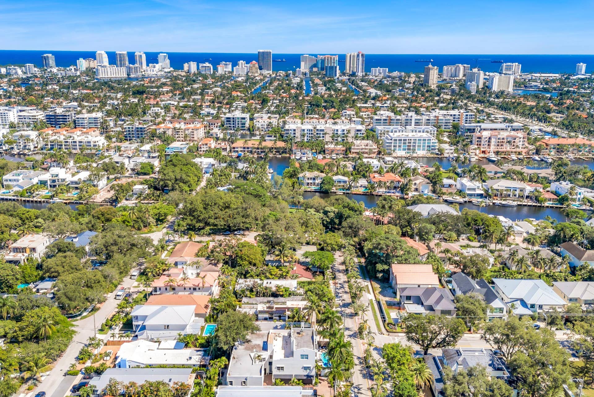 1627 E BROWARD Boulevard, Fort Lauderdale, FL 33301 1627 E BROWARD BLVD-53