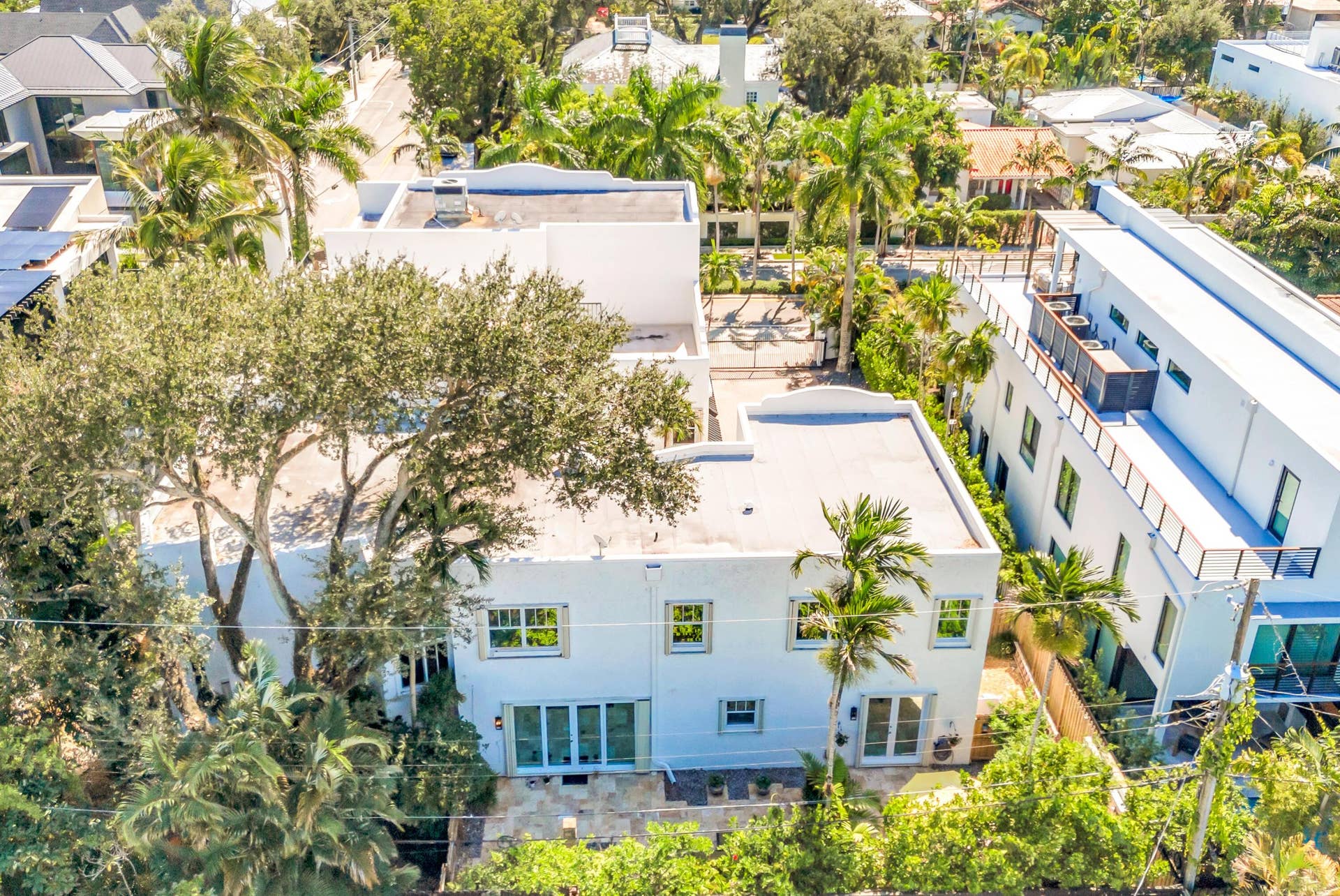 1627 E BROWARD Boulevard, Fort Lauderdale, FL 33301 1627 E BROWARD BLVD-49
