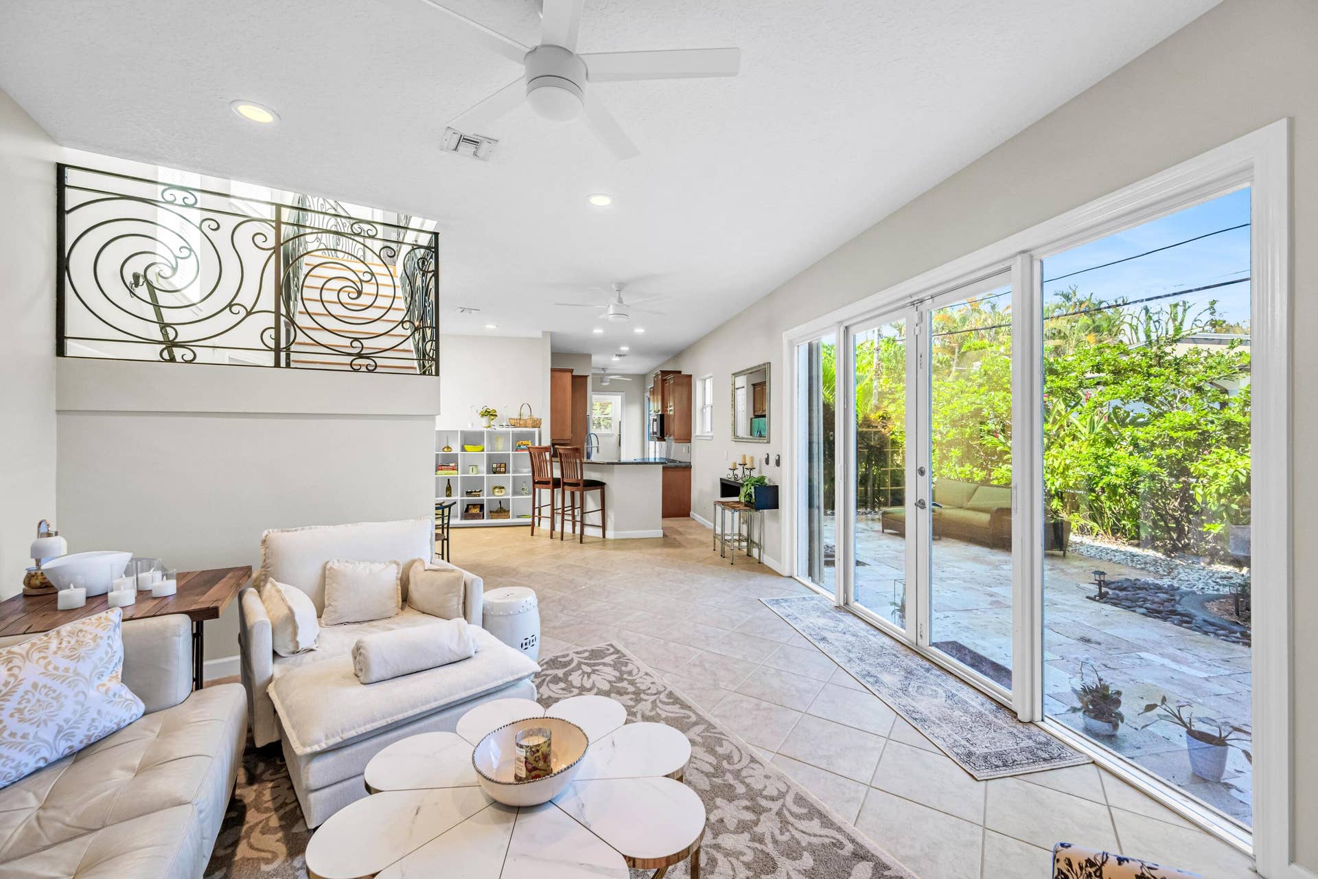 1627 E BROWARD Boulevard, Fort Lauderdale, FL 33301 1627 E BROWARD BLVD-10