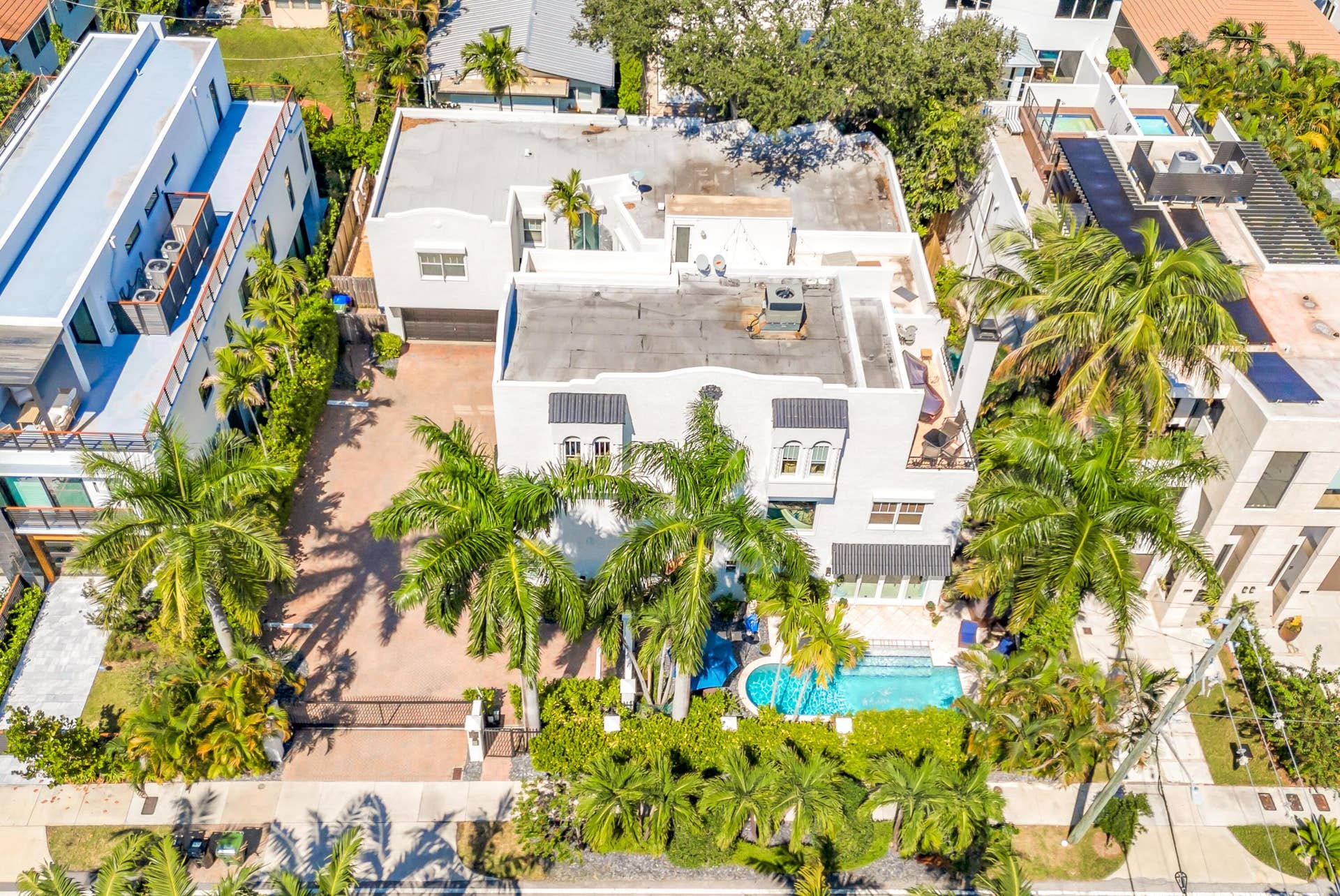 1627 E BROWARD Boulevard, Fort Lauderdale, FL 33301 1627 E BROWARD BLVD-51