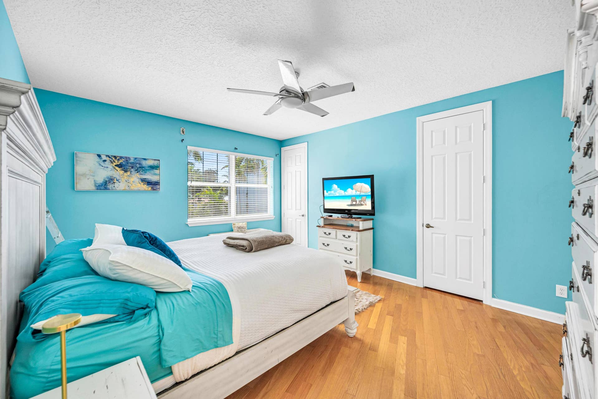 1627 E BROWARD Boulevard, Fort Lauderdale, FL 33301 1627 E BROWARD BLVD-32