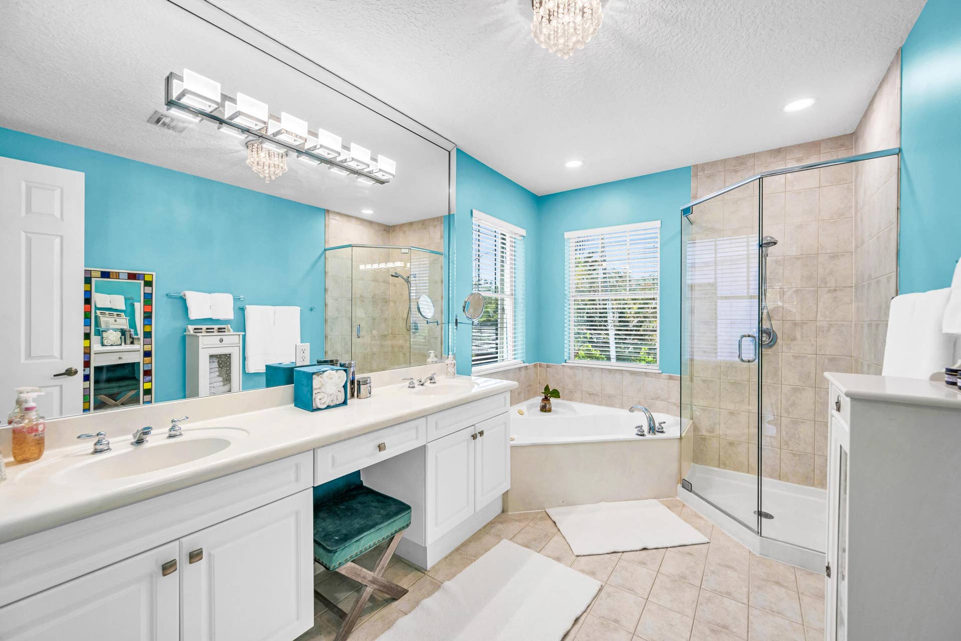 1627 E BROWARD Boulevard, Fort Lauderdale, FL 33301 1627 E BROWARD BLVD-36