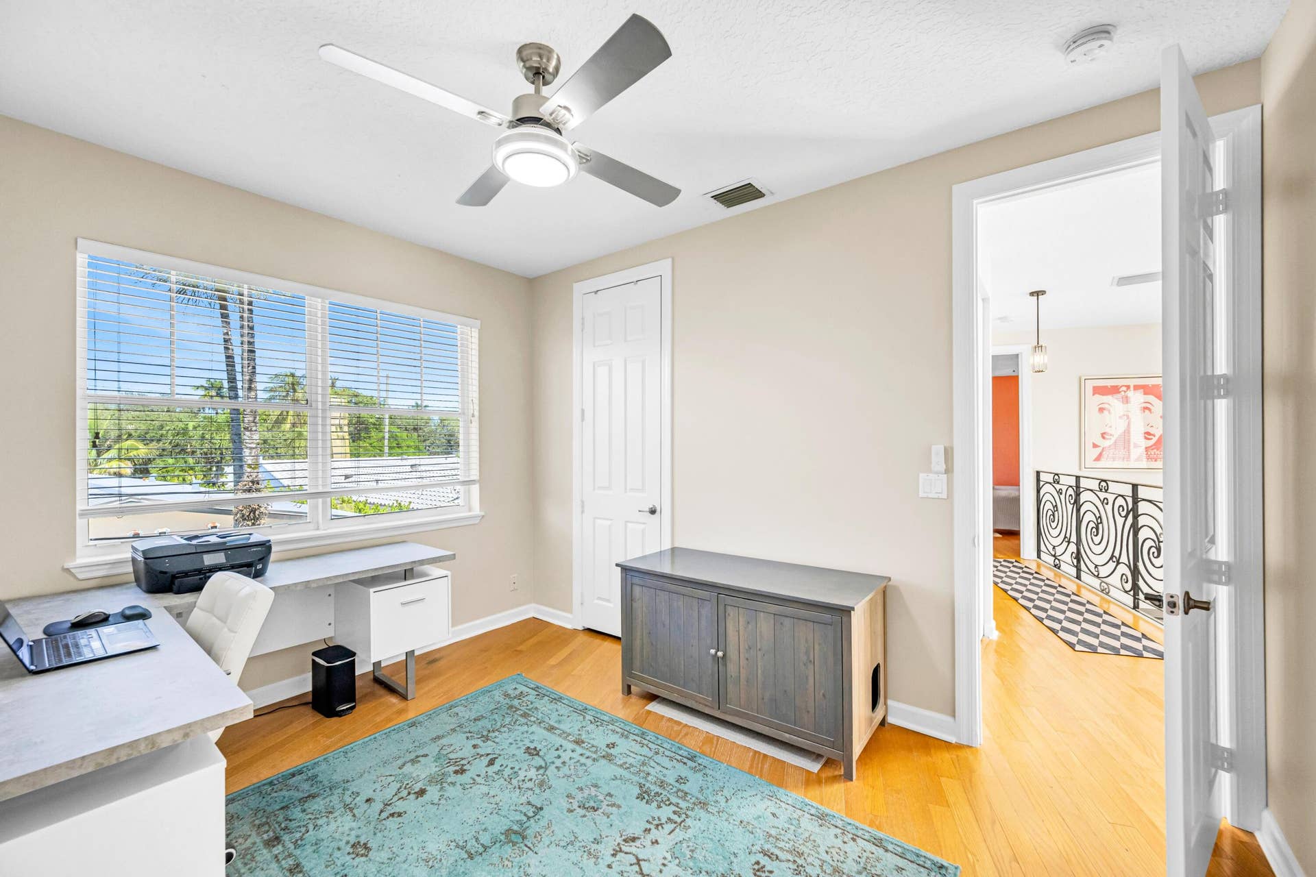 1627 E BROWARD Boulevard, Fort Lauderdale, FL 33301 1627 E BROWARD BLVD-40