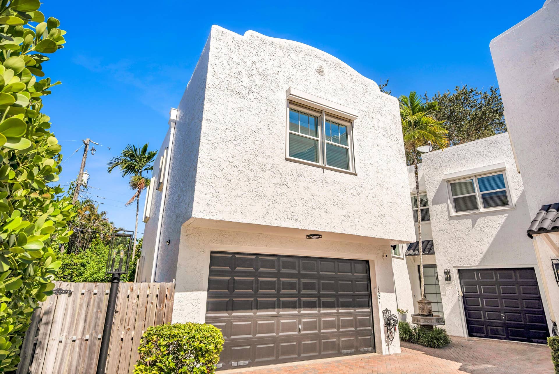 1627 E BROWARD Boulevard, Fort Lauderdale, FL 33301 1627 E BROWARD BLVD-1