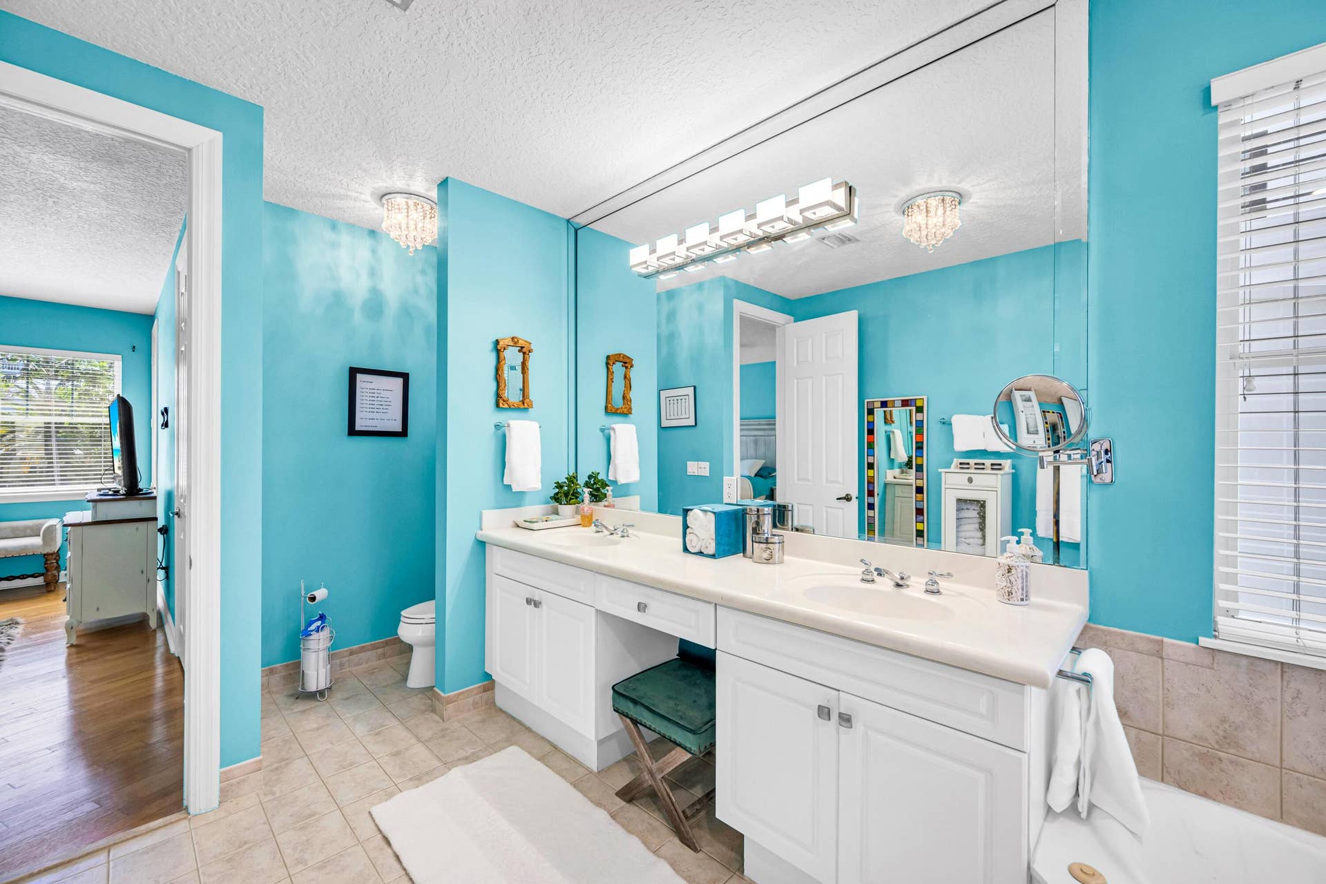 1627 E BROWARD Boulevard, Fort Lauderdale, FL 33301 1627 E BROWARD BLVD-38