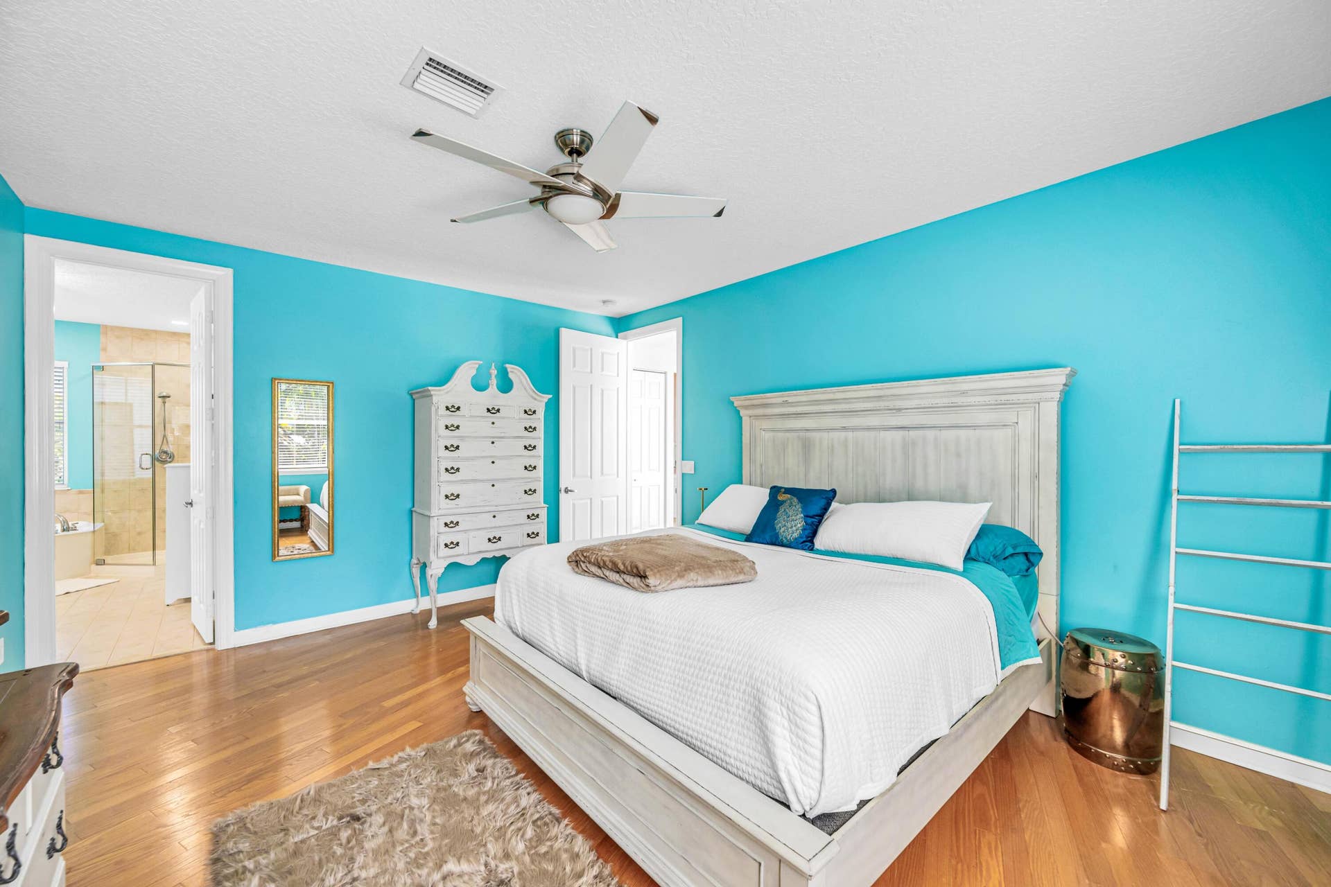 1627 E BROWARD Boulevard, Fort Lauderdale, FL 33301 1627 E BROWARD BLVD-34