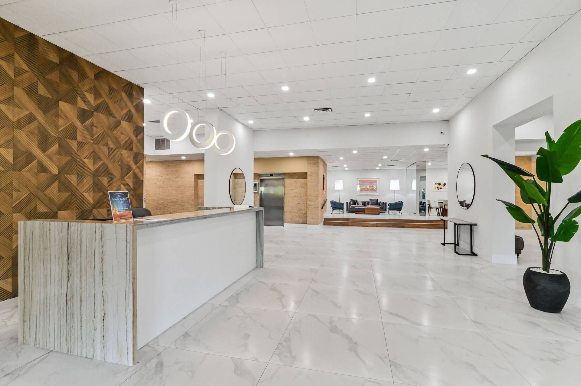 1900 CONSULATE Place, #1704, West Palm Beach, FL 33401 NEW LOBBY