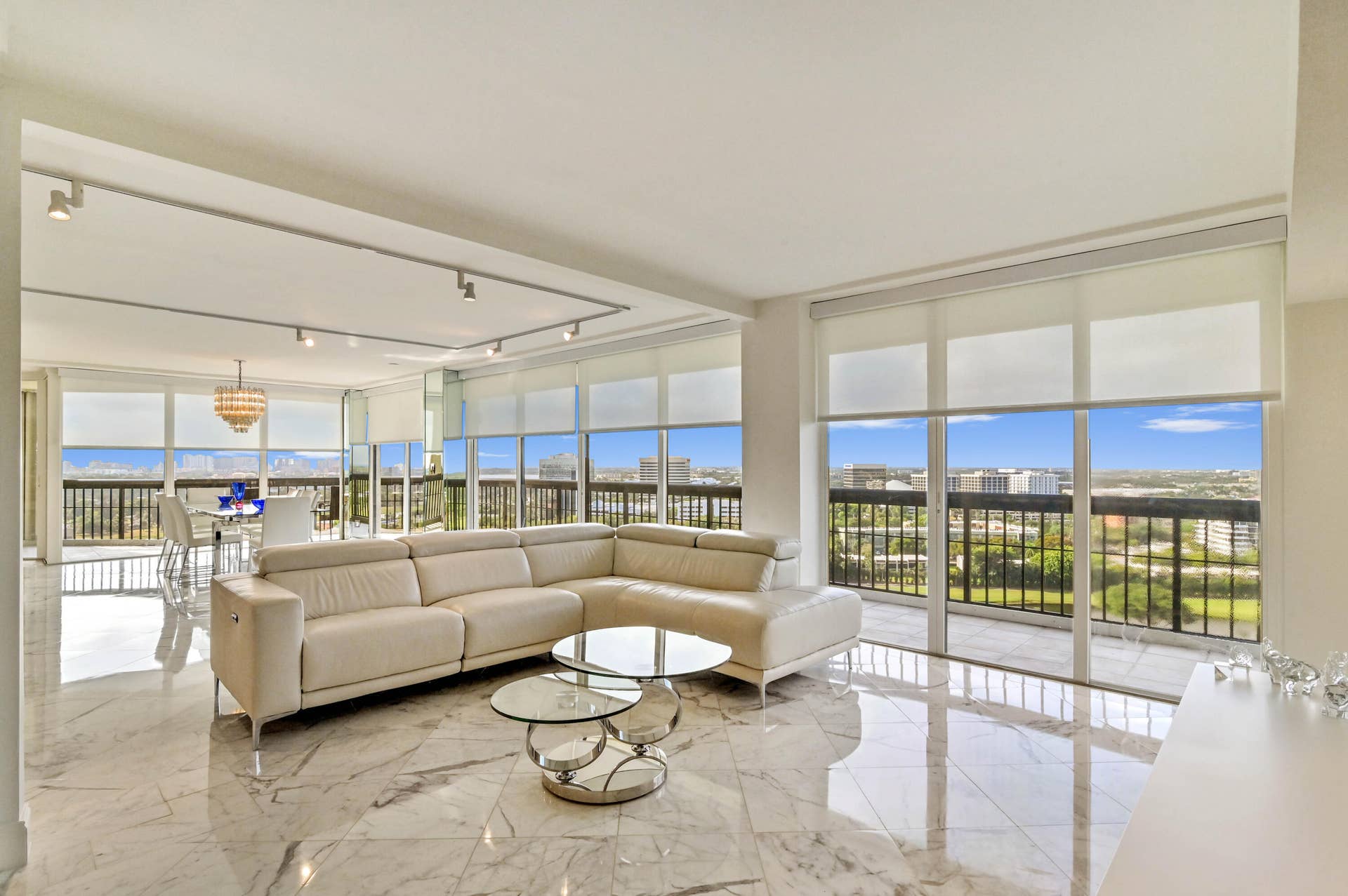 1900 CONSULATE Place, #1704, West Palm Beach, FL 33401 3RD BR OPEN TO