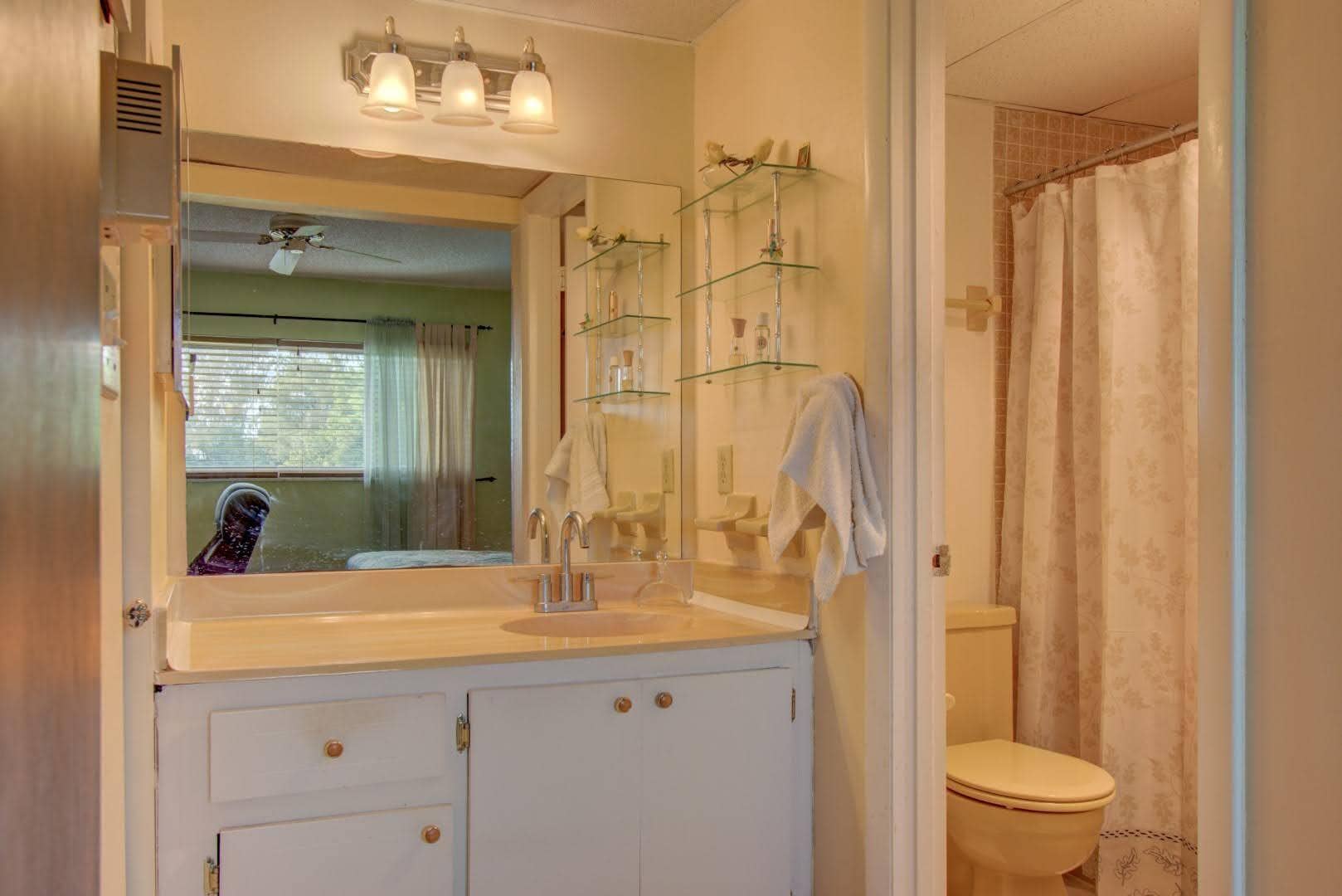 7807 Golf Cir Drive, Margate, FL 33063 14 (Custom) (1)