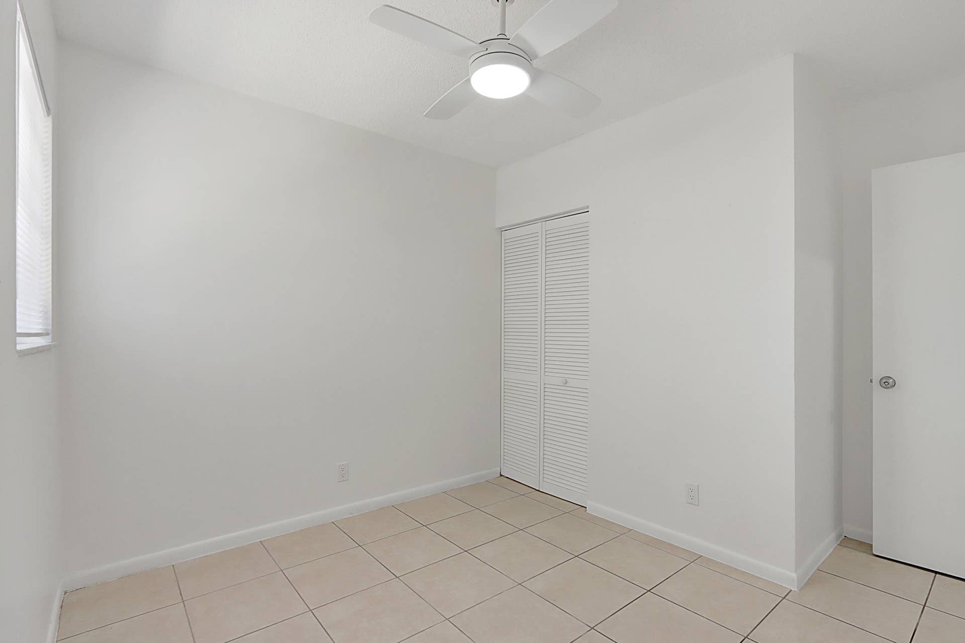 350 NE 25th Court, Pompano Beach, FL 33064 Bedroom 2