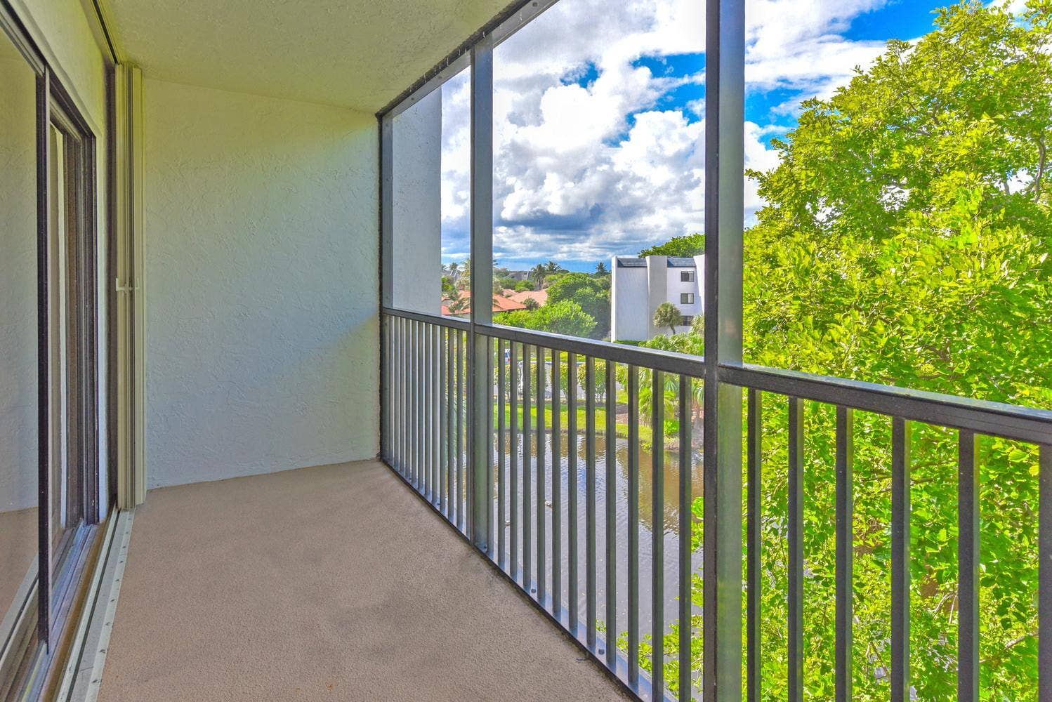 1605 S Us Highway 1, #B404, Jupiter, FL 33477 004-011-1605 US1 S B404-1498x1000