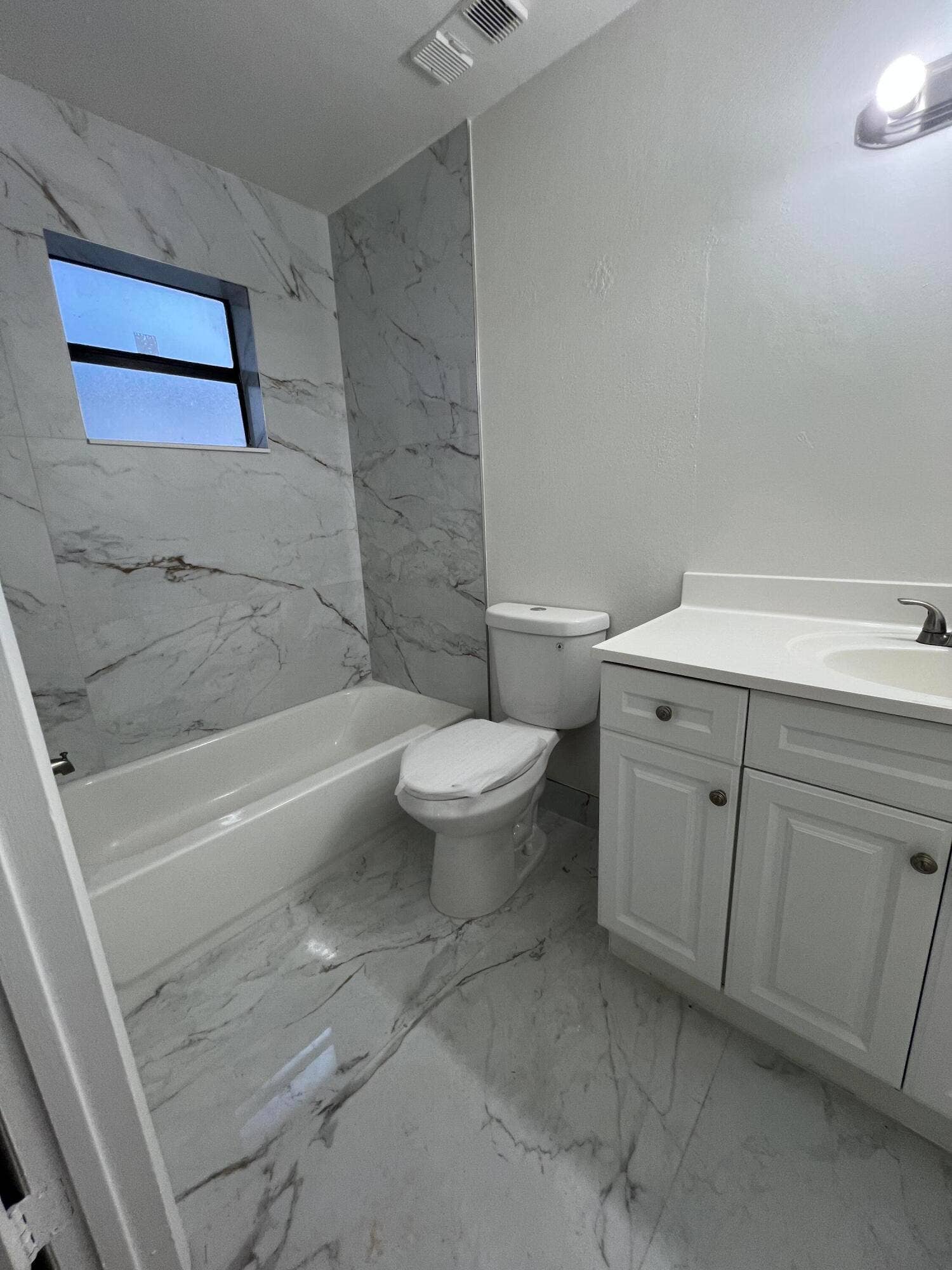 2550 SW 18th Terrace, #1403, Fort Lauderdale, FL 33315 IMG_9623