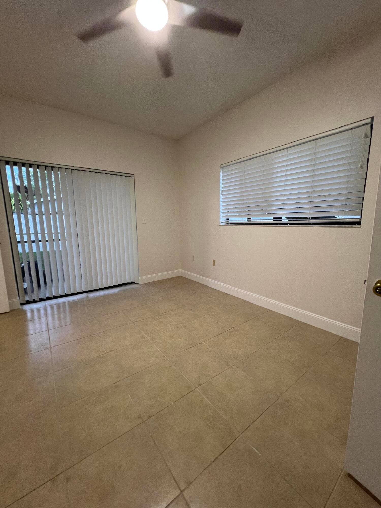 2550 SW 18th Terrace, #1403, Fort Lauderdale, FL 33315 IMG_9644