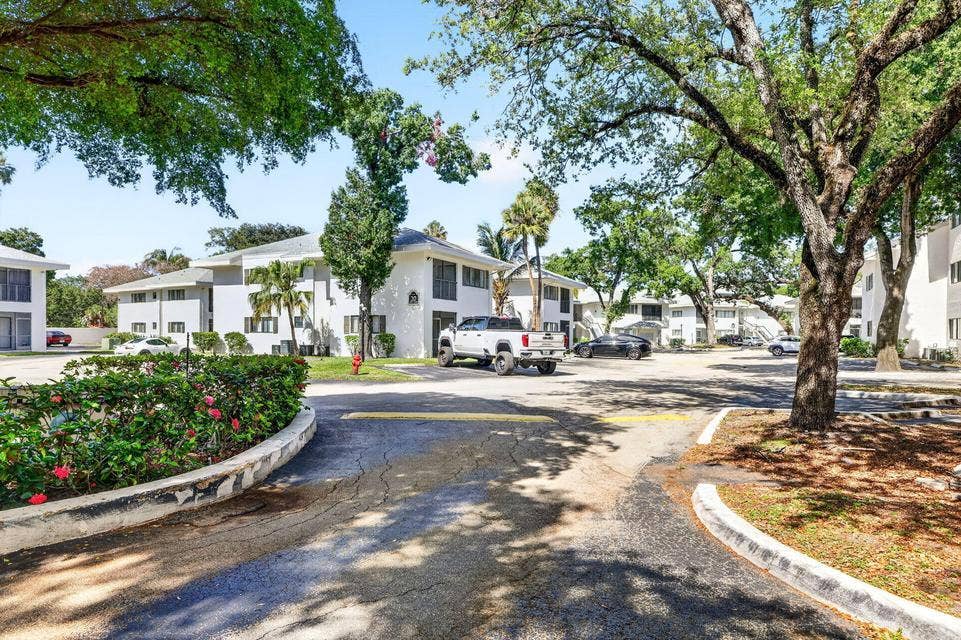 2550 SW 18th Terrace, #1403, Fort Lauderdale, FL 33315 Marina Oaks Entrance
