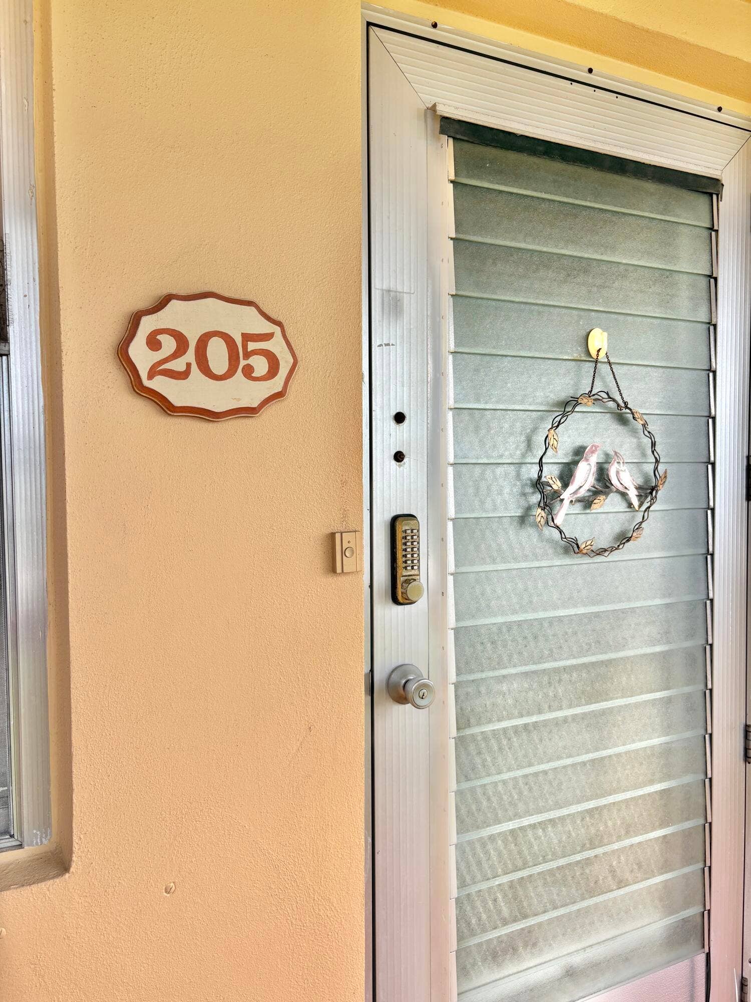 205 Salisbury I, West Palm Beach, FL 33417 corner unit