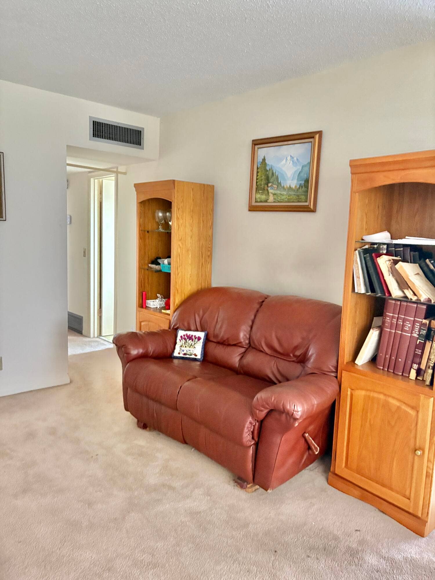 205 Salisbury I, West Palm Beach, FL 33417 carpeting