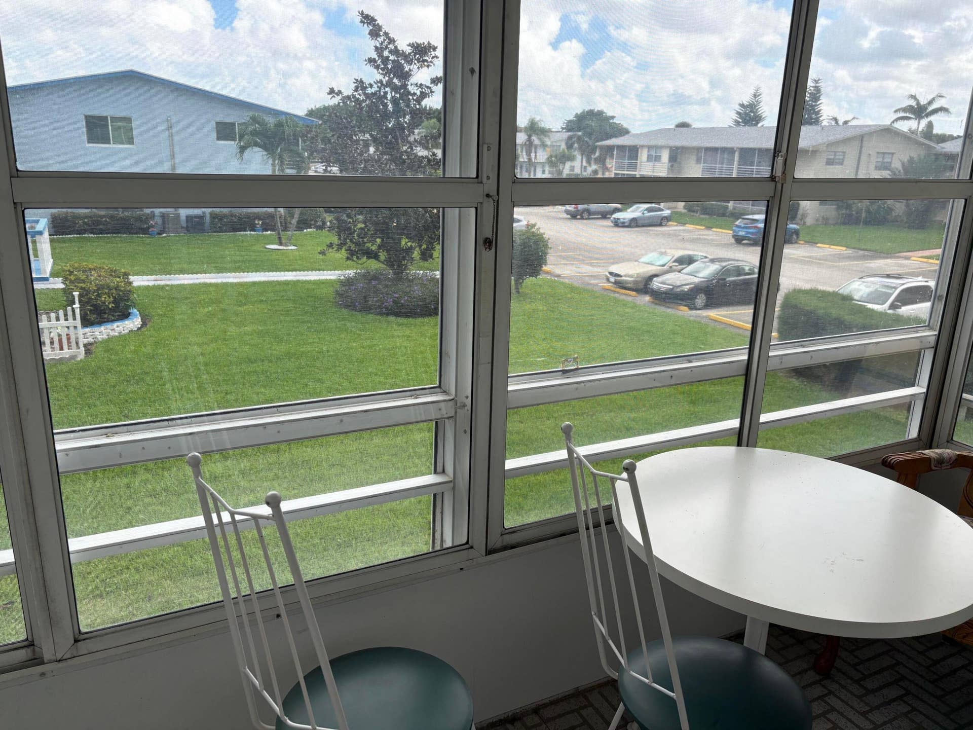 205 Salisbury I, West Palm Beach, FL 33417 sunroom