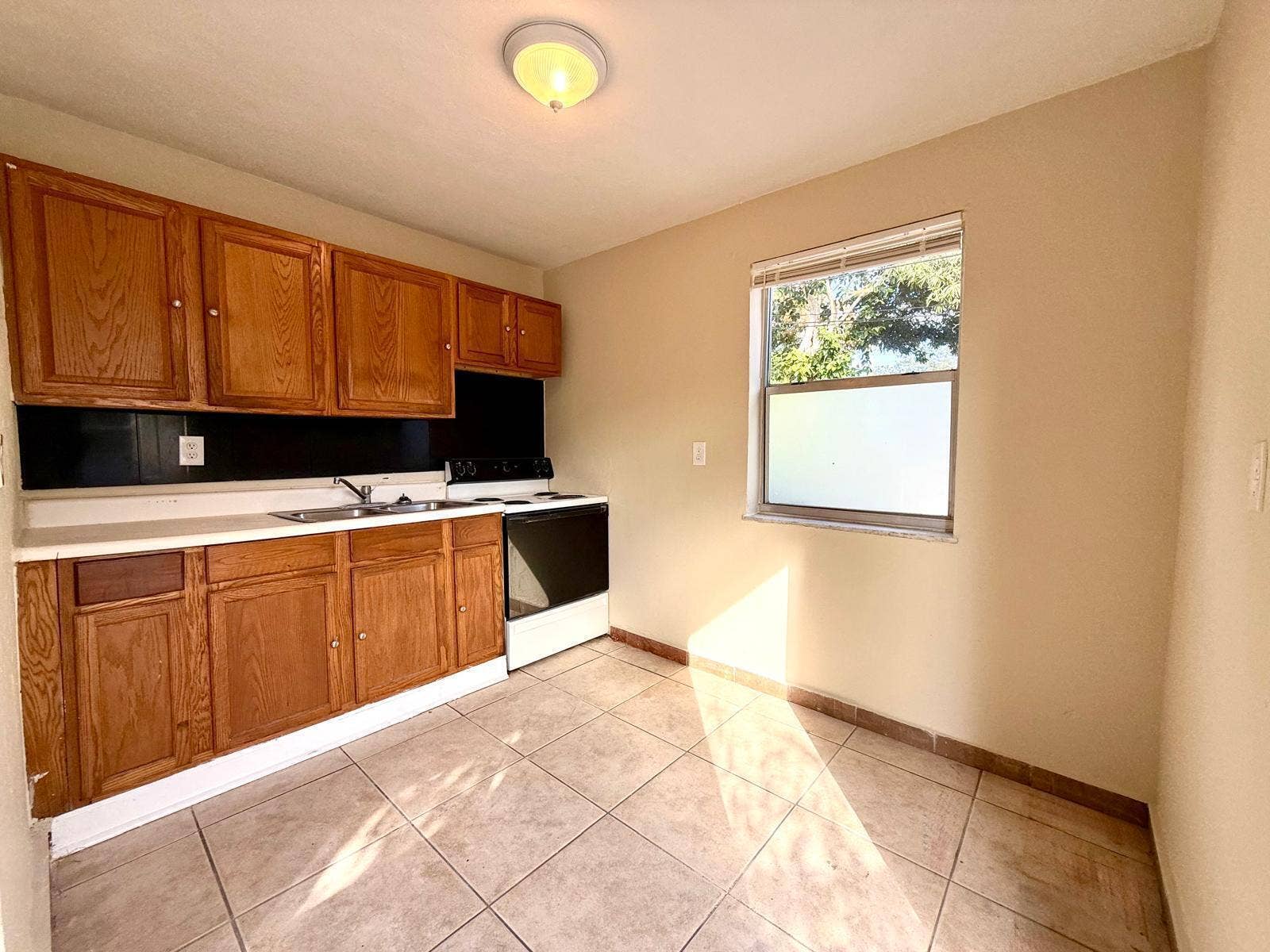 817 2nd Street, #4, West Palm Beach, West Palm Beach, FL 33401 4