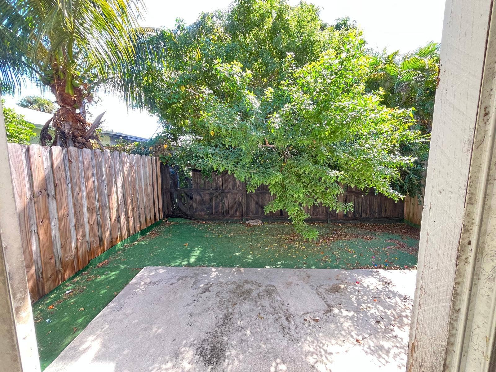 513 Pine Ridge Avenue, #Unit 3, Lantana, FL 33462 WhatsApp Image 2026-10-16 at 14.23.13 (1