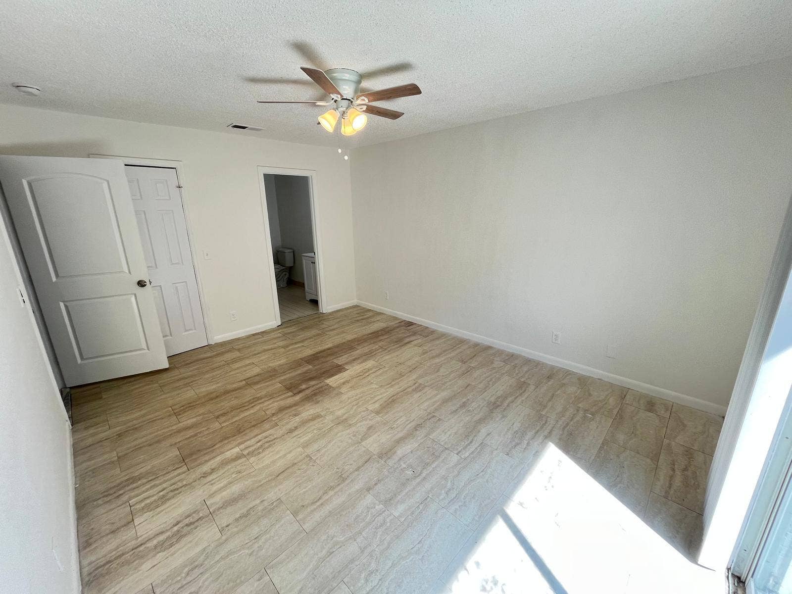 513 Pine Ridge Avenue, #Unit 3, Lantana, FL 33462 WhatsApp Image 2026-10-16 at 14.23.08 (2