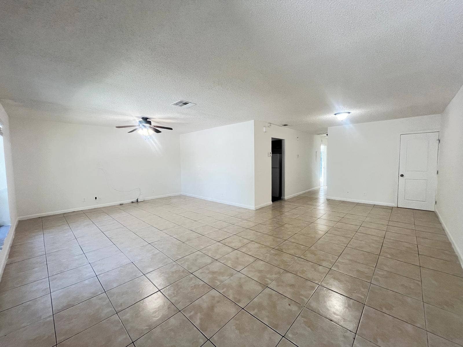 513 Pine Ridge Avenue, #Unit 3, Lantana, FL 33462 WhatsApp Image 2026-10-16 at 14.23.06 (2