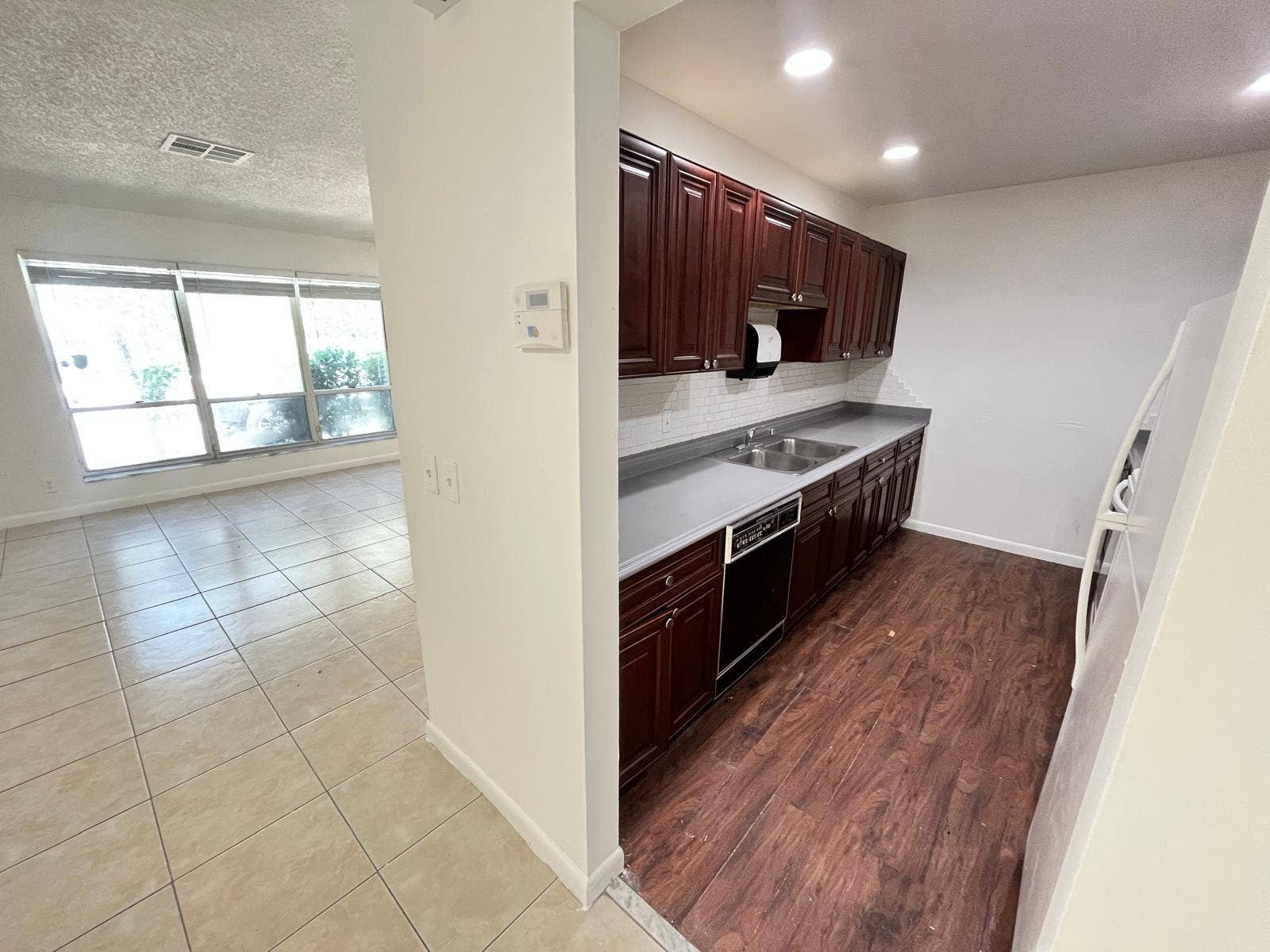 513 Pine Ridge Avenue, #Unit 3, Lantana, FL 33462 WhatsApp Image 2026-10-16 at 14.23.07 (1