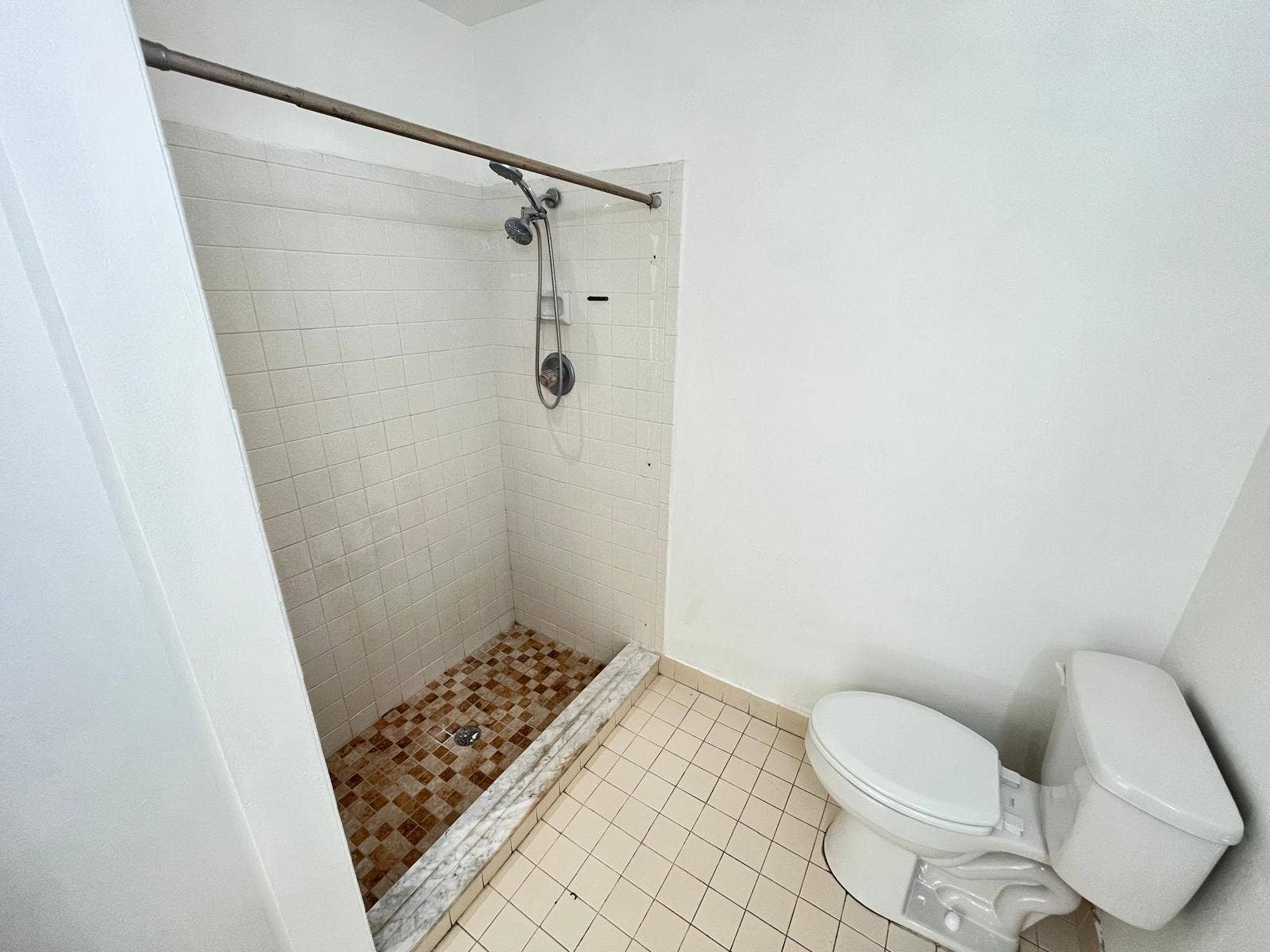 513 Pine Ridge Avenue, #Unit 3, Lantana, FL 33462 WhatsApp Image 2026-10-16 at 14.23.12 (1