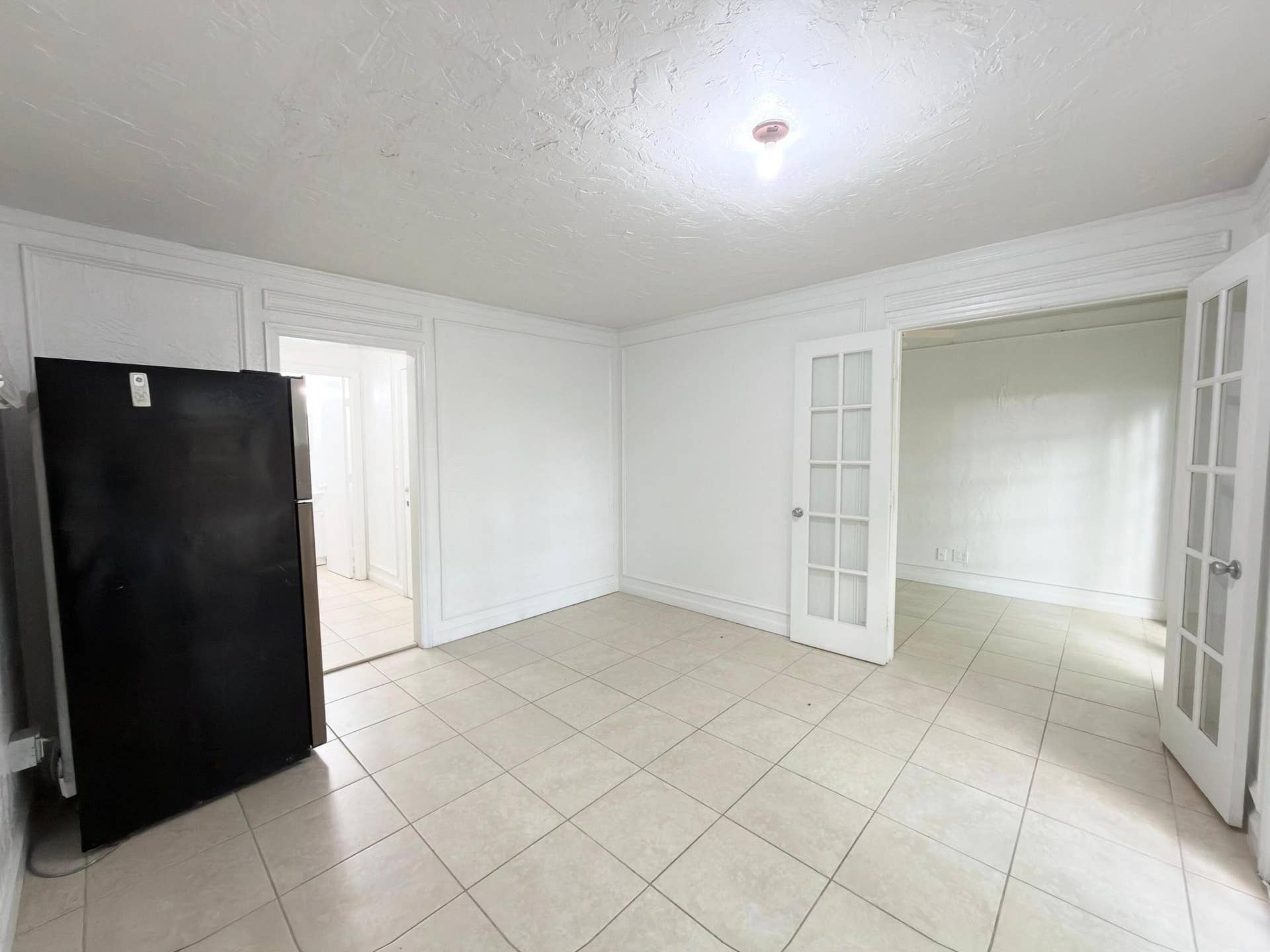 411 MADDOCK Street, #B, West Palm Beach, FL 33405 WhatsApp Image 2026-10-08 at 17.33.20 (2